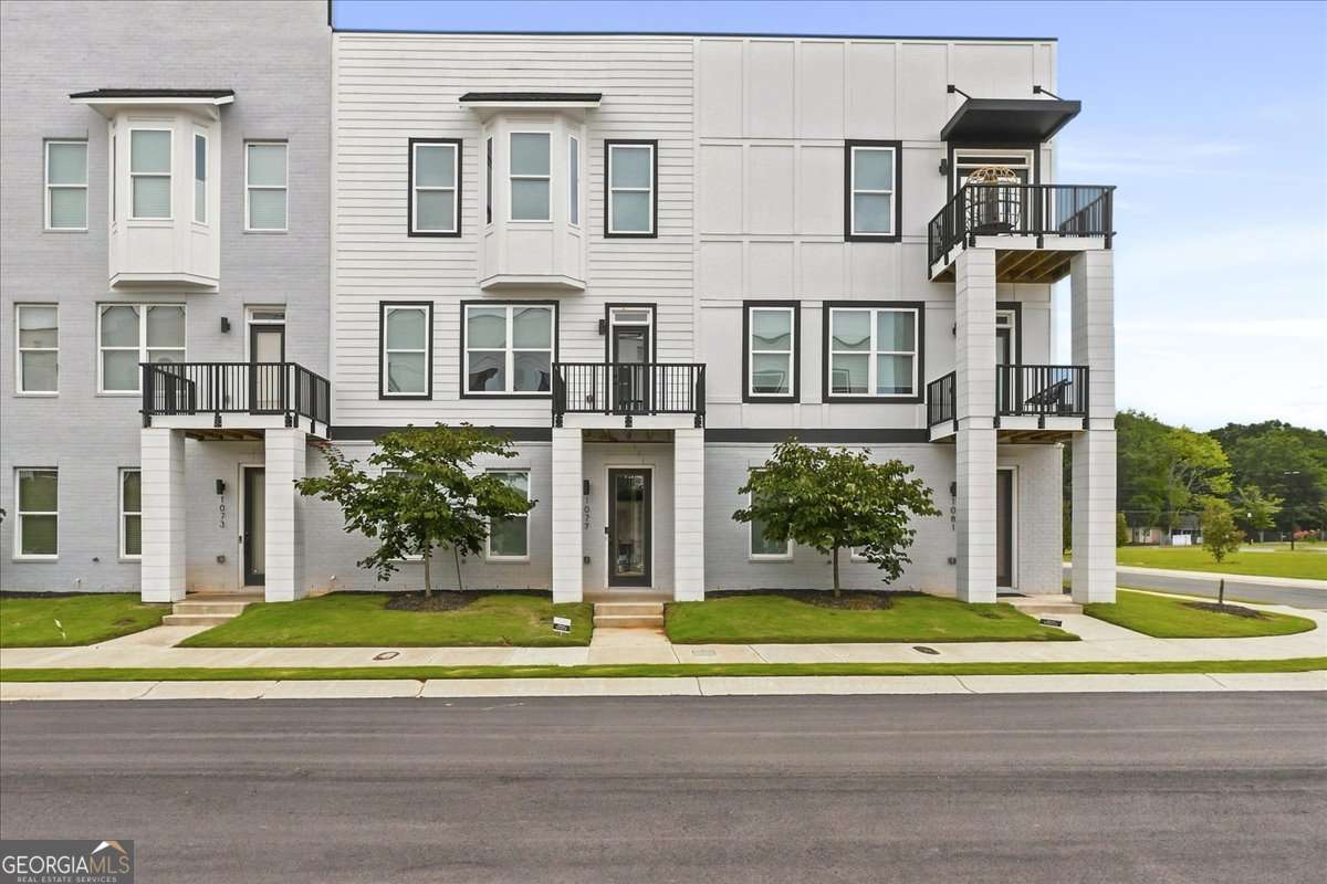 3 bedroom, 3.5 bathroom, 2,595 sq ft condominium for rent at 1077 Glen Opal Drive, Decatur, GA 30032 for $3,650 a month — photo 1 of 1