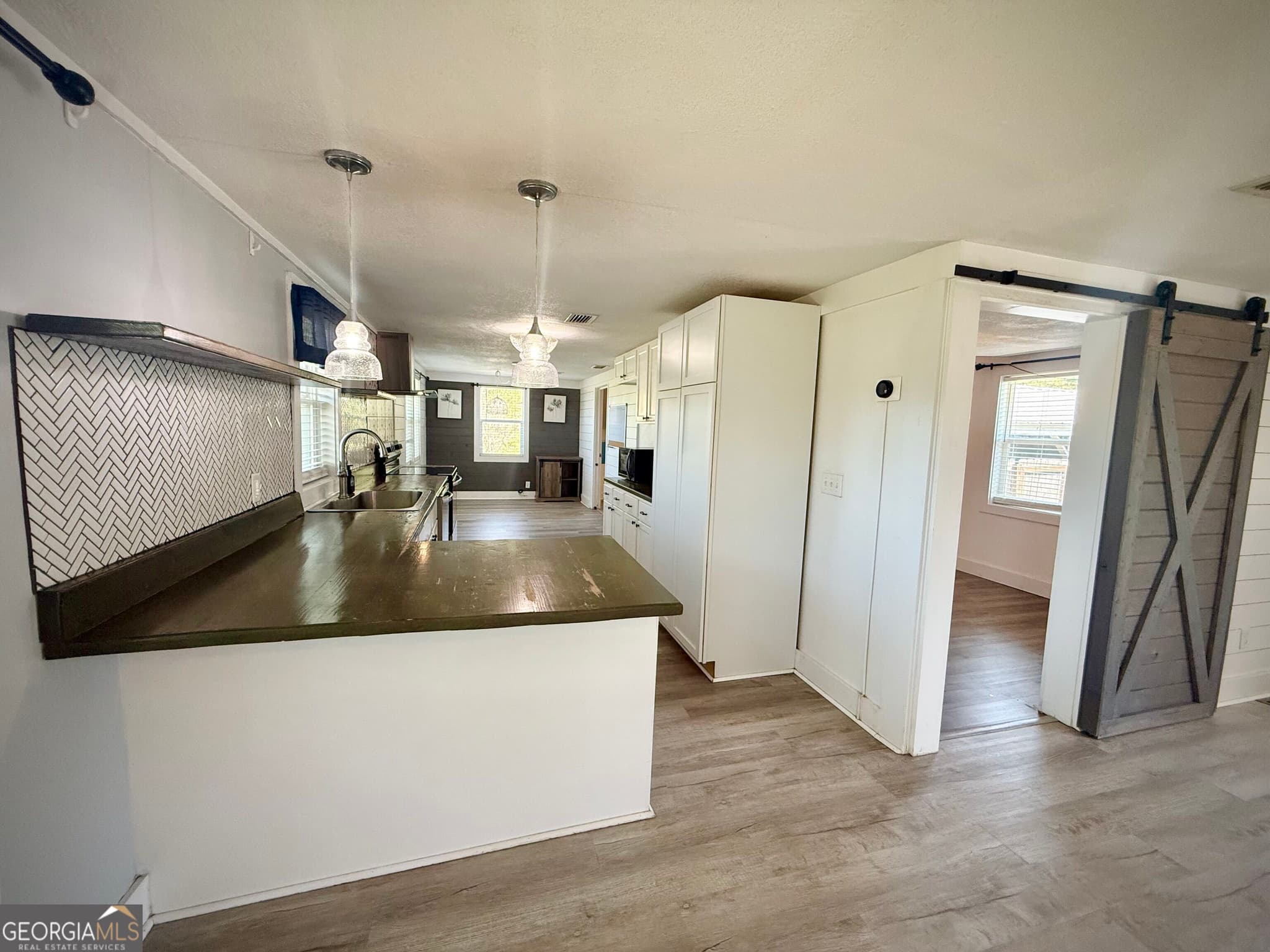3 bedroom, 2 bathroom, 1,350 sq ft single family residence for sale at 763 Bridgeford Church Road, Hazlehurst, GA 31539 — photo 6