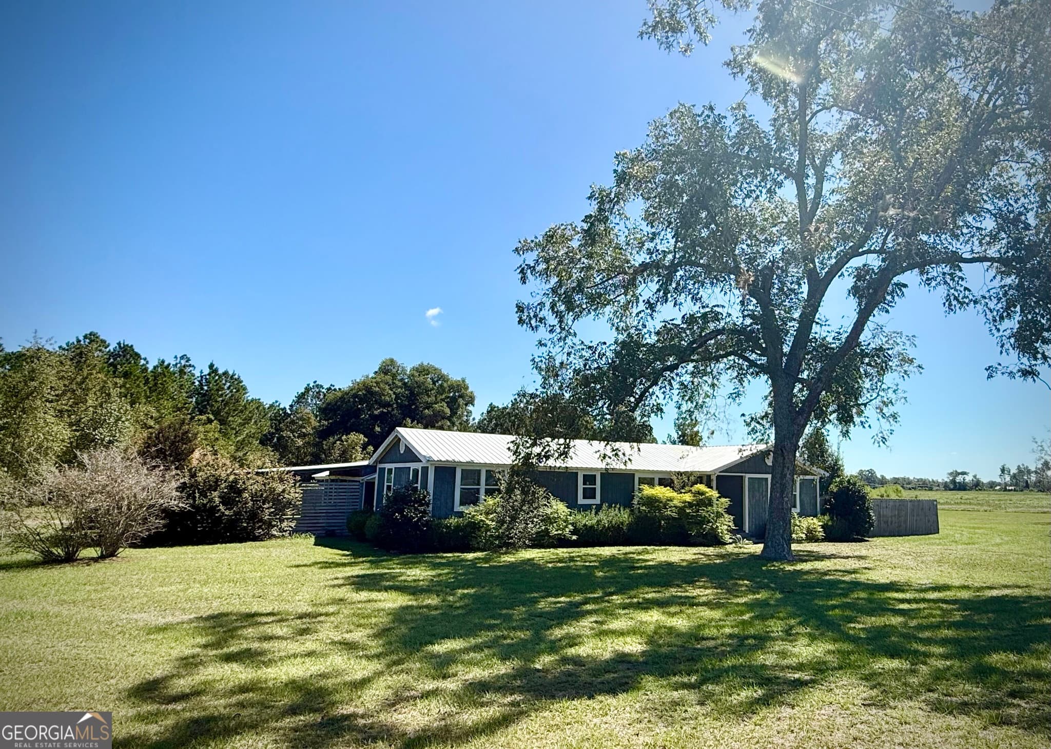 3 bedroom, 2 bathroom, 1,350 sq ft single family residence for sale at 763 Bridgeford Church Road, Hazlehurst, GA 31539 — photo 4