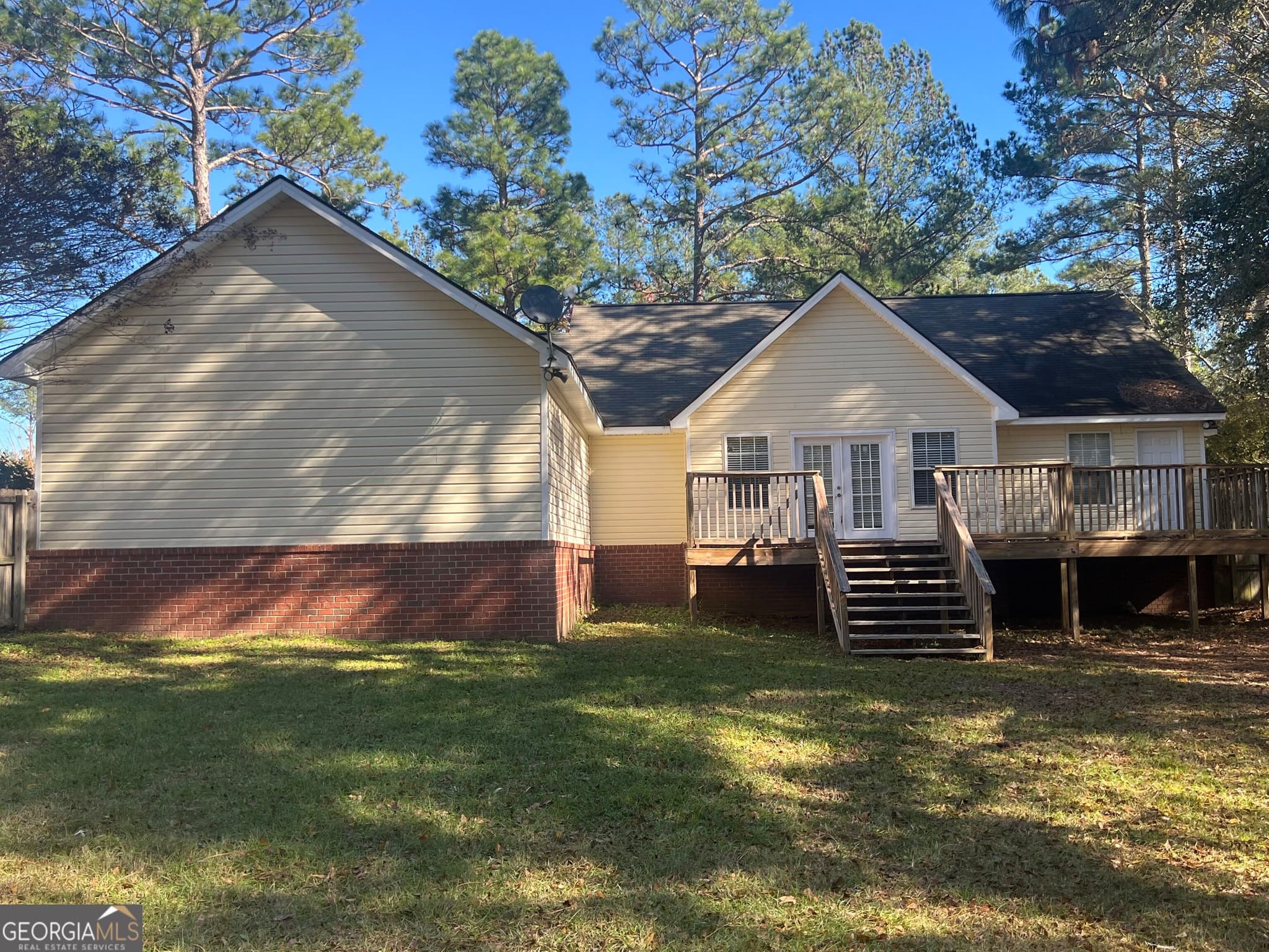 3 bedroom, 2 bathroom, 2,004 sq ft single family residence for sale at 1505 Country Walk Drive, Statesboro, GA 30458 — photo 2