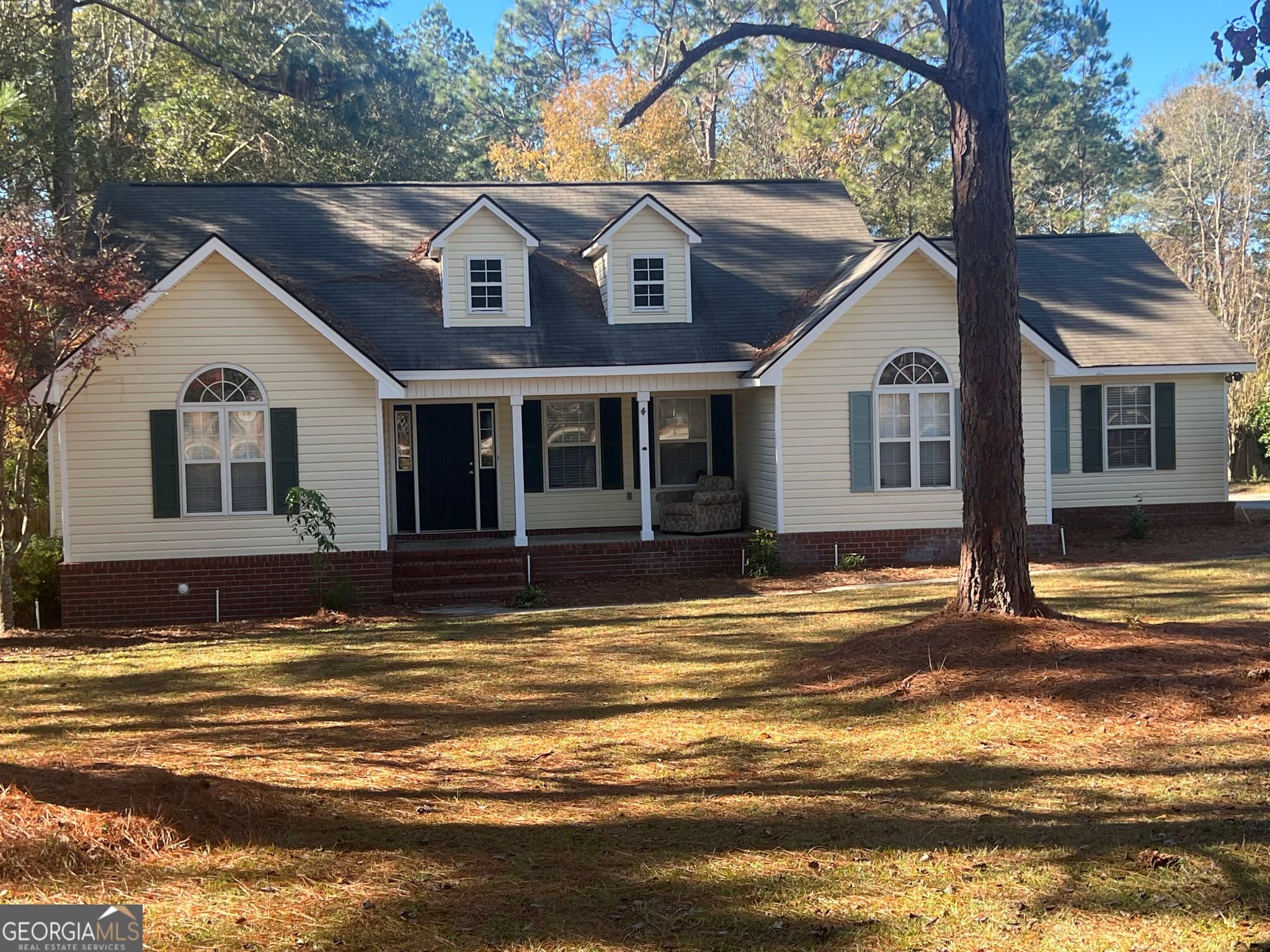 3 bedroom, 2 bathroom, 2,004 sq ft single family residence for sale at 1505 Country Walk Drive, Statesboro, GA 30458 — photo 1 of 17