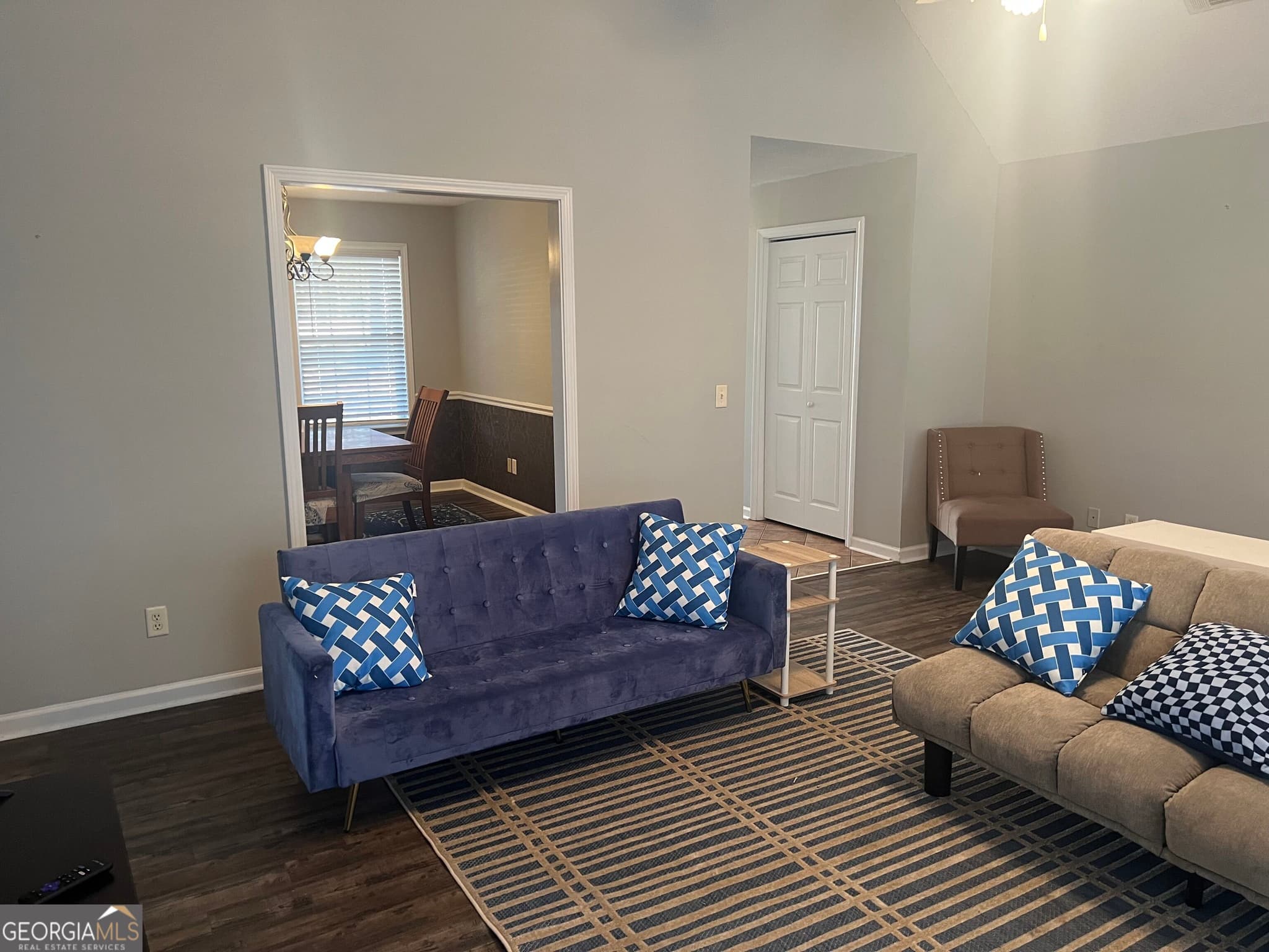 3 bedroom, 2 bathroom, 2,004 sq ft single family residence for sale at 1505 Country Walk Drive, Statesboro, GA 30458 — photo 4