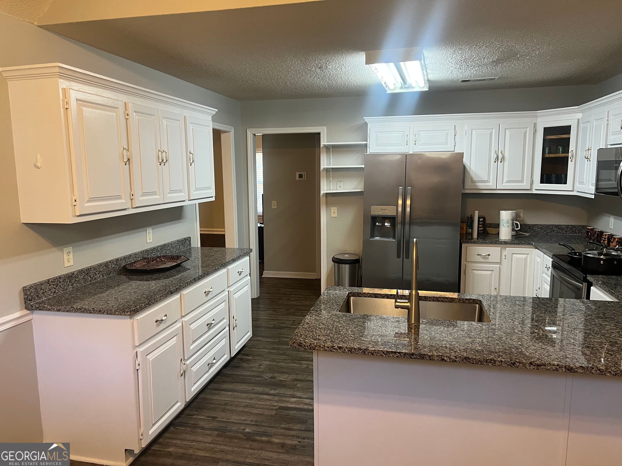3 bedroom, 2 bathroom, 2,004 sq ft single family residence for sale at 1505 Country Walk Drive, Statesboro, GA 30458 — photo 8