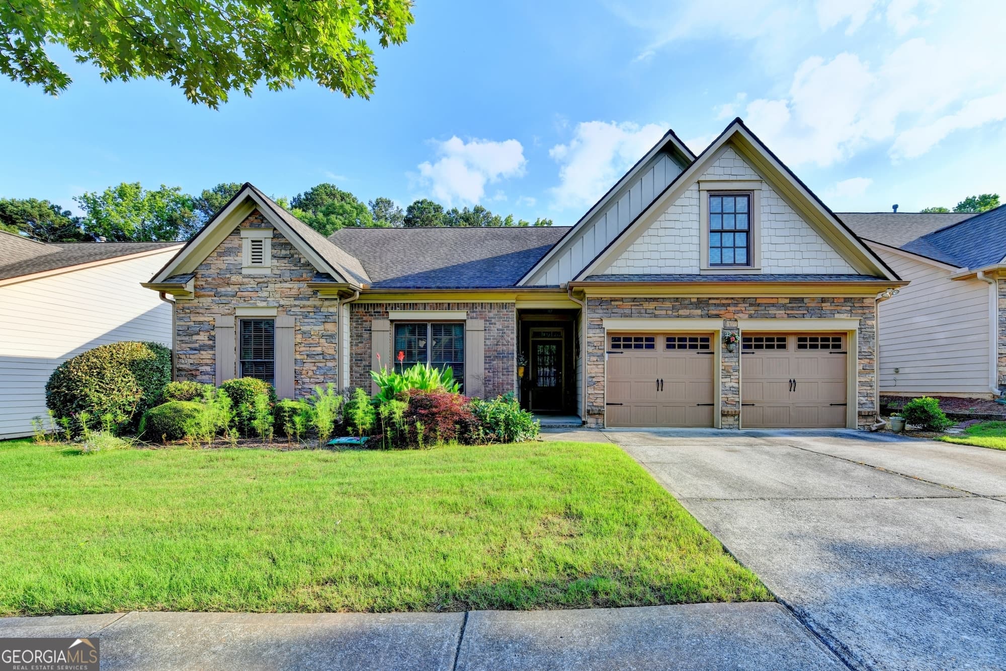 5 bedroom, 3 bathroom single family residence sold at 1724 Willoughby Drive, Buford, GA 30519