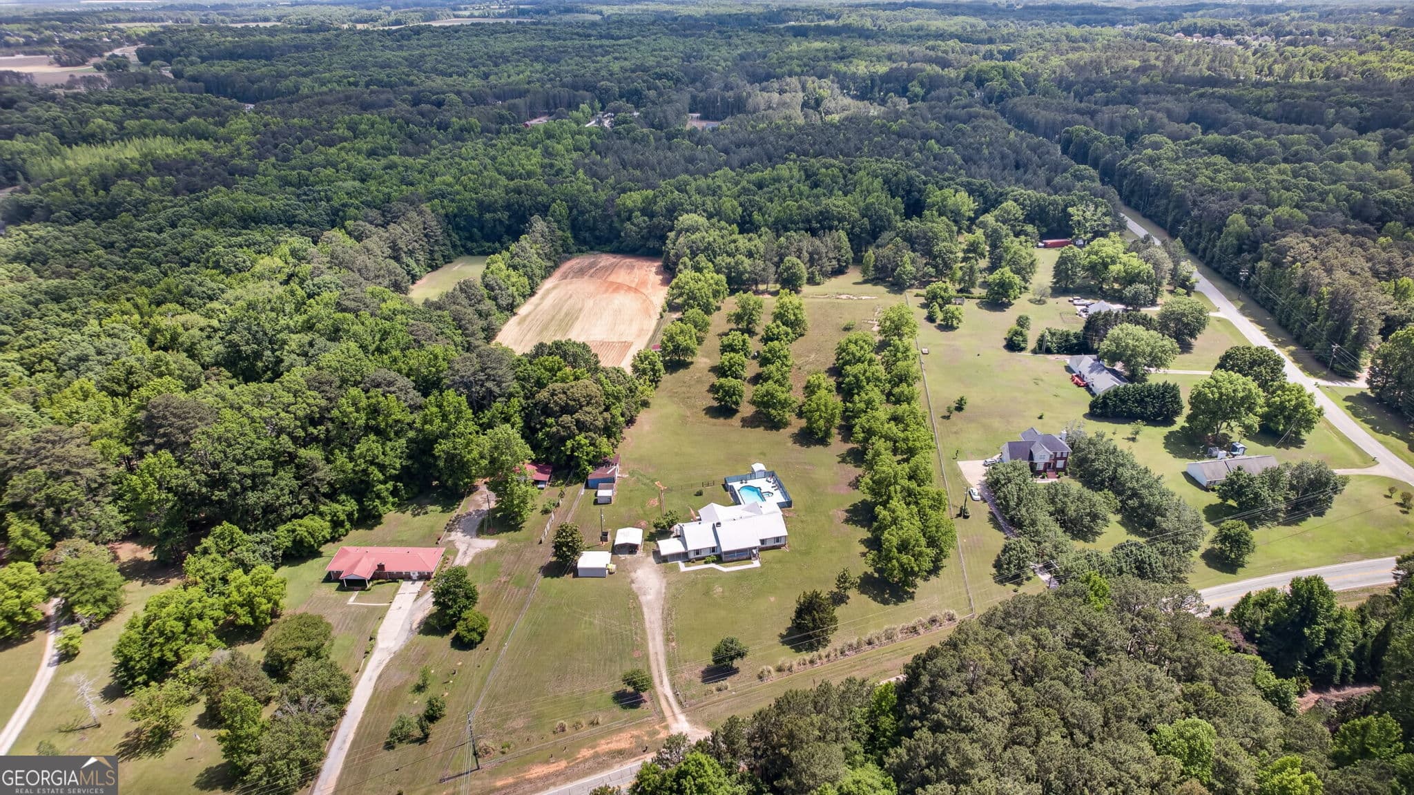 3 bedroom, 2 bathroom, 2,906 sq ft single family residence for sale at 1650 Highway 81, Mcdonough, GA 30253 — photo 2