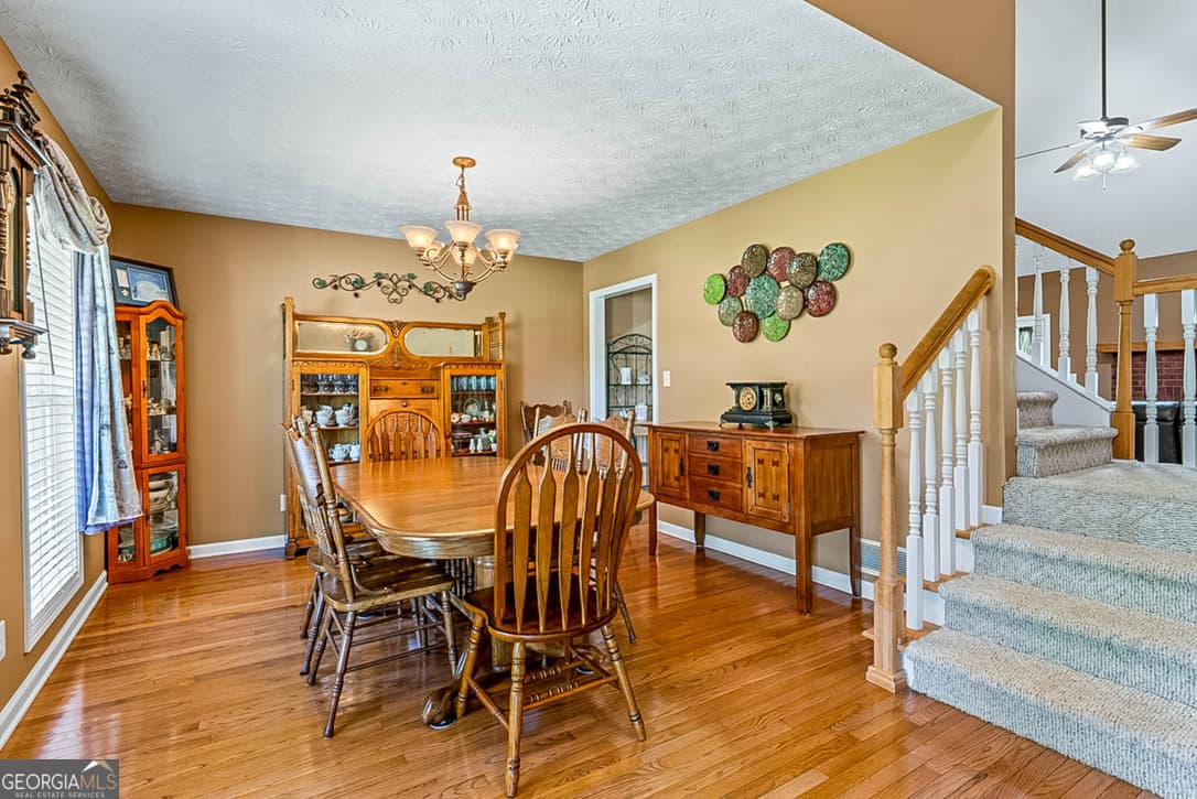 3 bedroom, 3.5 bathroom, 3,422 sq ft single family residence for sale at 2025 Pheasant Run Drive, Mcdonough, GA 30252 — photo 5