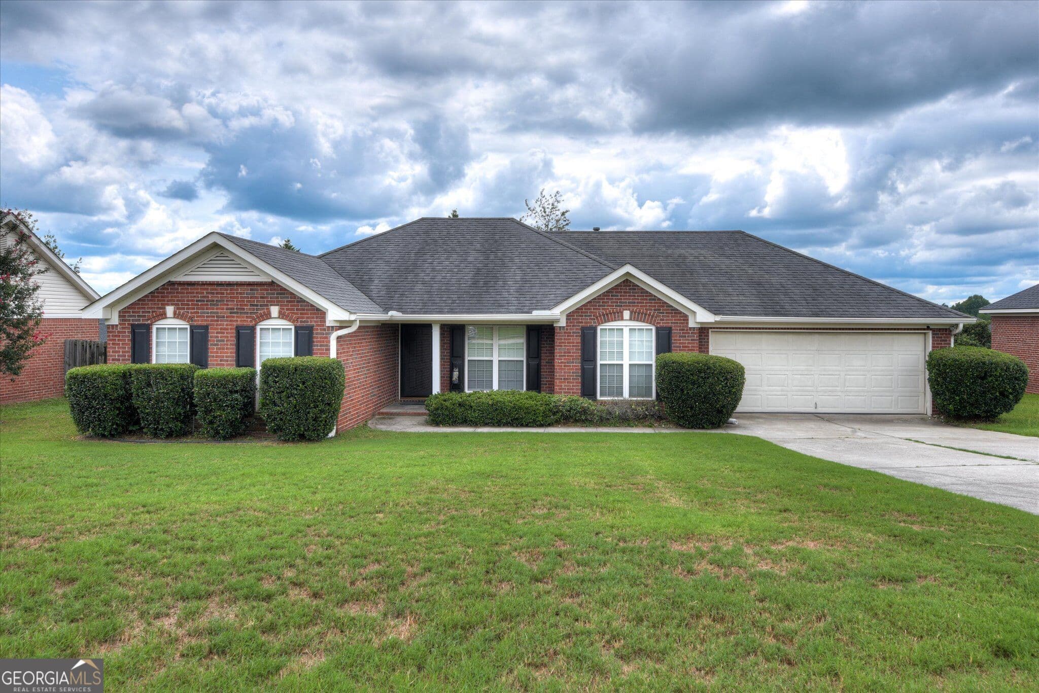4 bedroom, 2 bathroom, 1,879 sq ft single family residence under contract at 3432 Essex Place, Hephzibah, GA 30815