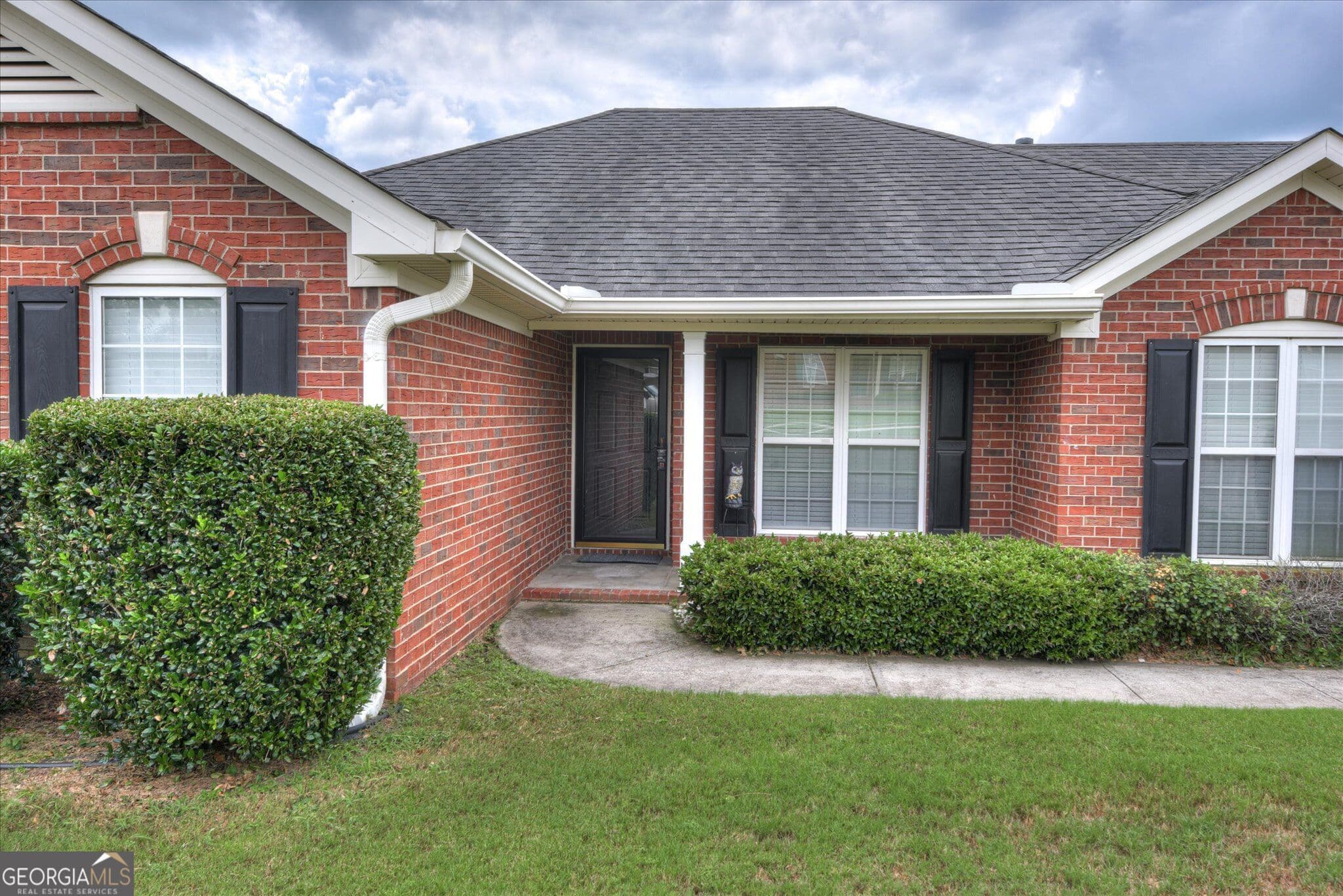 4 bedroom, 2 bathroom, 1,879 sq ft single family residence under contract at 3432 Essex Place, Hephzibah, GA 30815 — photo 5