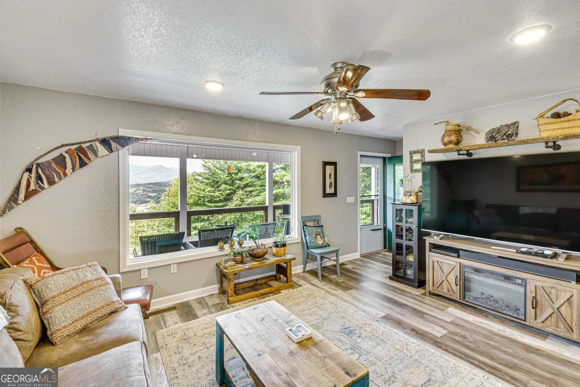 4 bedroom, 3 bathroom, 2,701 sq ft single family residence for sale at 1912 Bearmeat Village Road, Hiawassee, GA 30546 — photo 7
