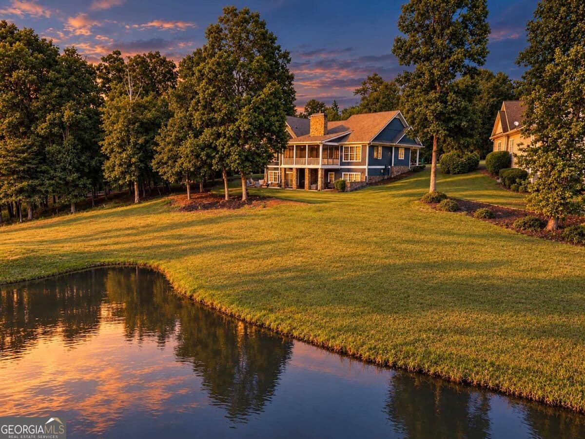 5 bedroom, 4.5 bathroom, 4,011 sq ft single family residence for sale at 1021 Harbor Loop, Greensboro, GA 30642 — photo 3