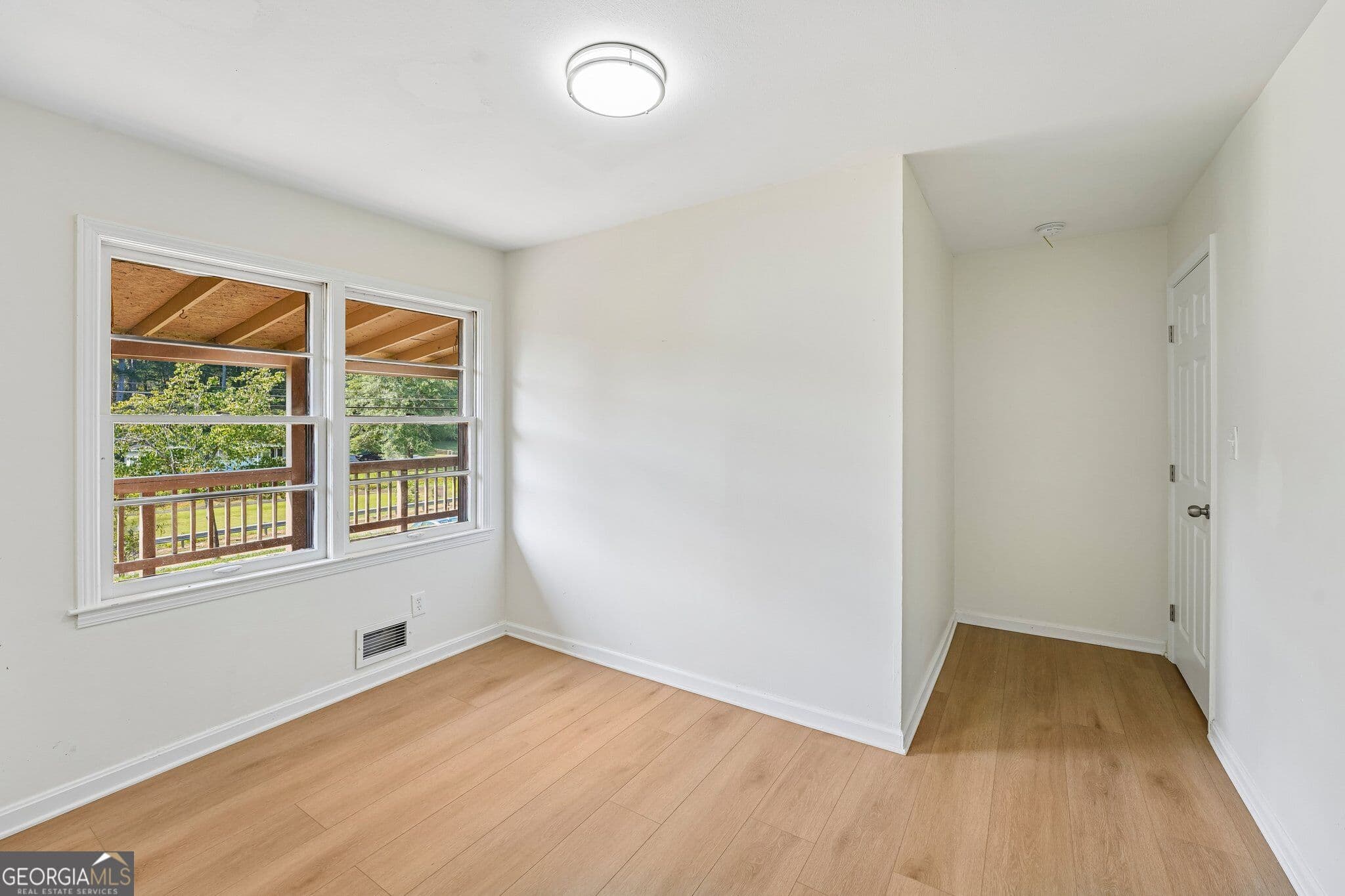 4 bedroom, 2.5 bathroom, 2,191 sq ft single family residence for sale at 3354 Clay Road, Austell, GA 30106 — photo 6