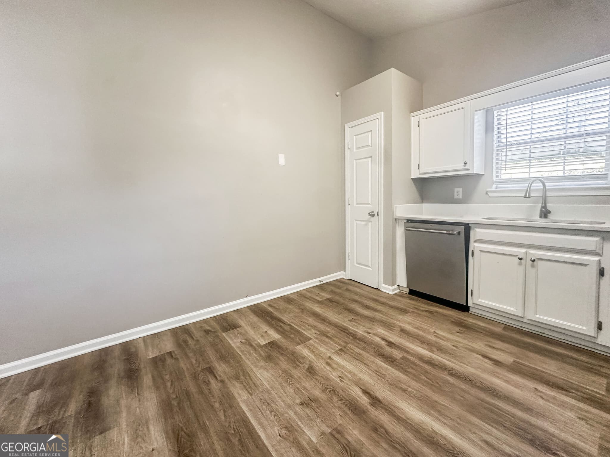 3 bedroom, 2 bathroom, 2,762 sq ft single family residence for rent at 151 Players Circle, Fayetteville, GA 30215 for $1,955 a month — photo 8