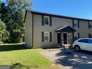 2 bedroom, 1 bathroom, 1,000 sq ft apartment for rent at 303 Cedar Creek Road 7 H, Winder, GA 30680 for $1,350 a month