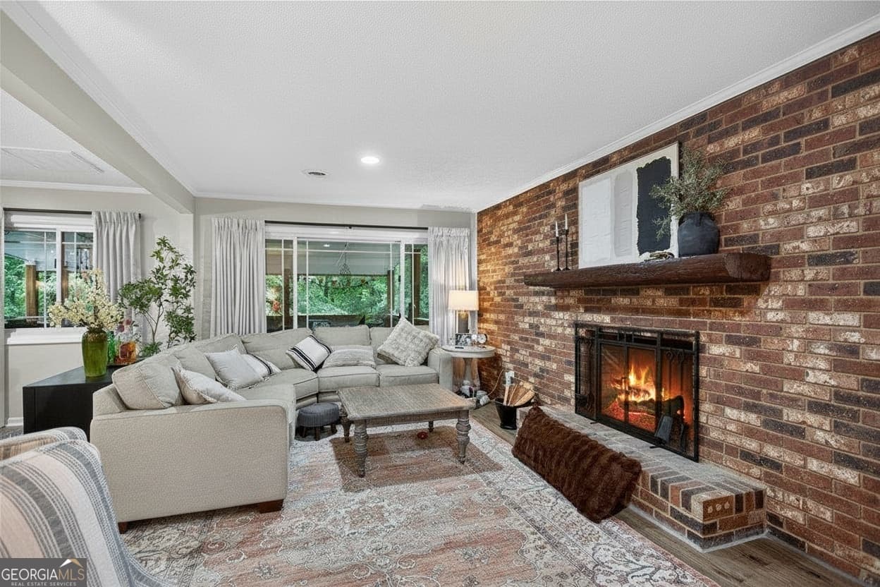 3 bedroom, 2.5 bathroom, 2,470 sq ft single family residence for sale at 103 Pineneedle Drive, Westminster, SC 29693 — photo 4