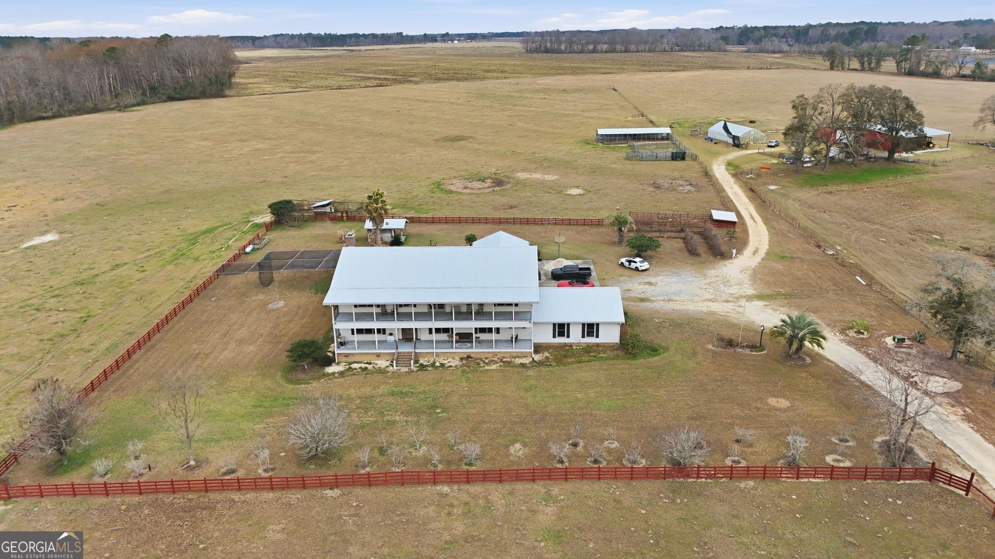 8 bedroom, 5.5 bathroom, 6,398 sq ft farm for sale at 2368 Ogeechee Road, Sylvania, GA 30467 — photo 2