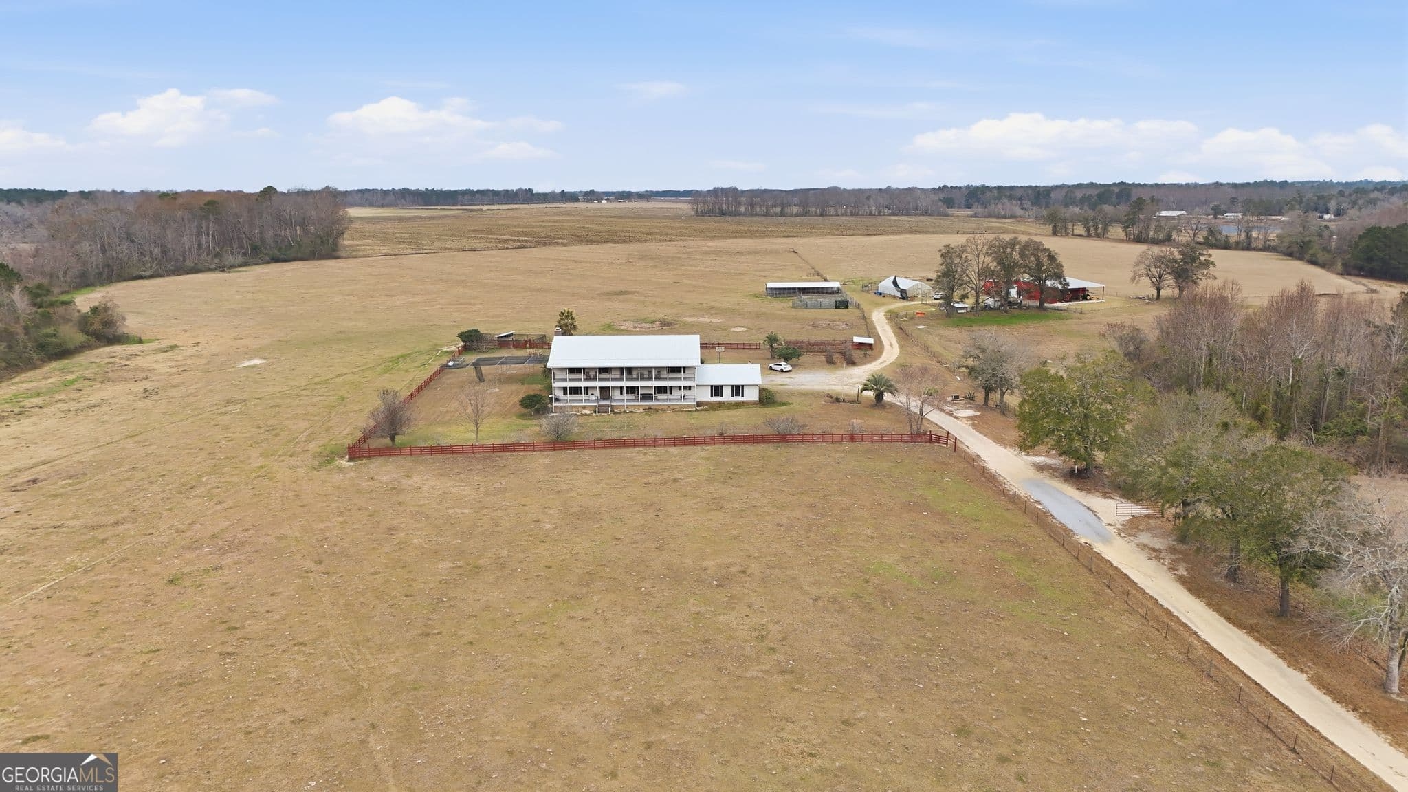8 bedroom, 5.5 bathroom, 6,398 sq ft farm for sale at 2368 Ogeechee Road, Sylvania, GA 30467 — photo 3