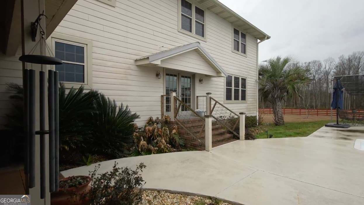 8 bedroom, 5.5 bathroom, 6,398 sq ft farm for sale at 2368 Ogeechee Road, Sylvania, GA 30467 — photo 10