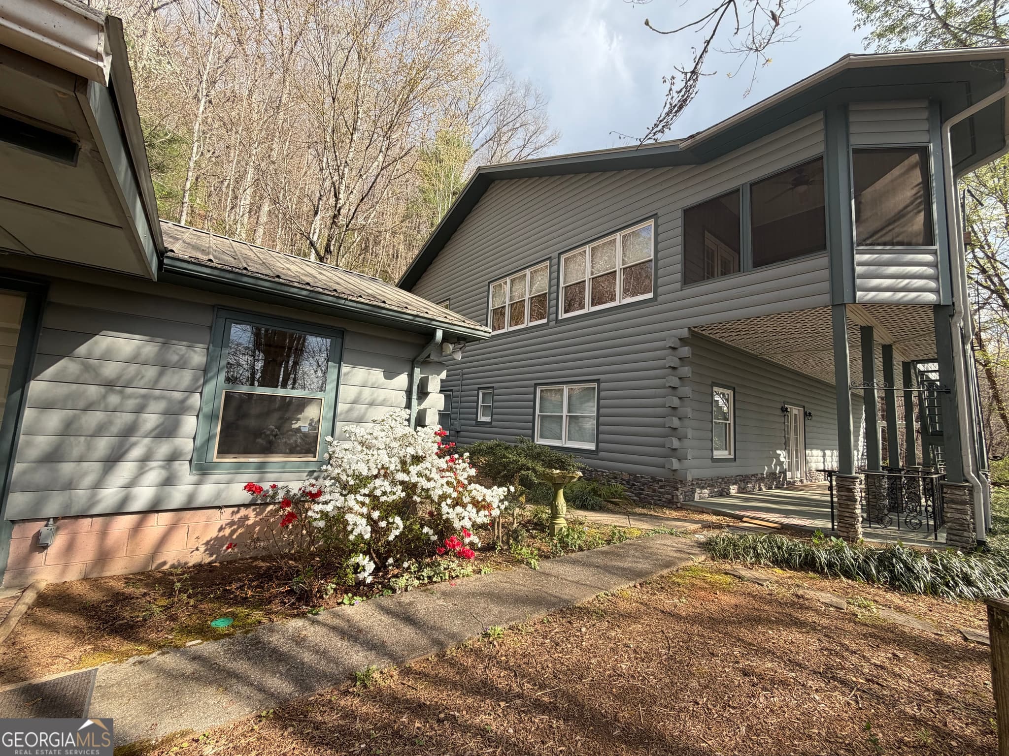 3 bedroom, 2.5 bathroom, 2,572 sq ft single family residence for sale at 42 Gobbler Lane, Clayton, GA 30525