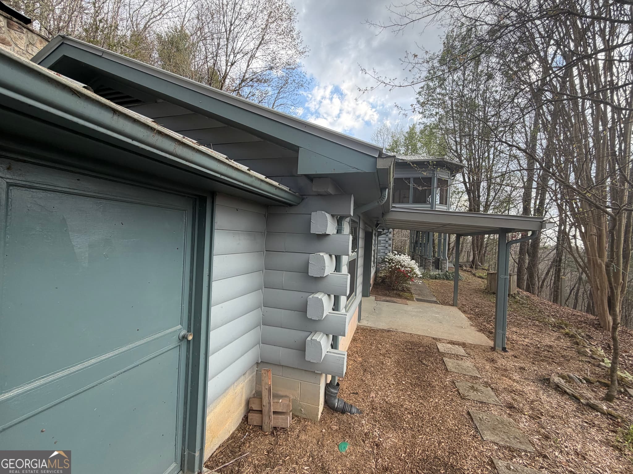 3 bedroom, 2.5 bathroom, 2,572 sq ft single family residence for sale at 42 Gobbler Lane, Clayton, GA 30525 — photo 10