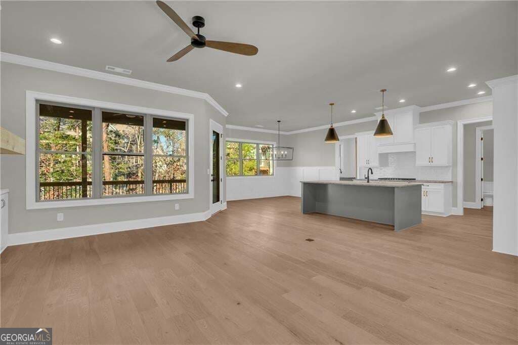 4 bedroom, 3.5 bathroom, 3,016 sq ft single family residence for sale at 7114 Nightfall Lane, Gainesville, GA 30506 — photo 6