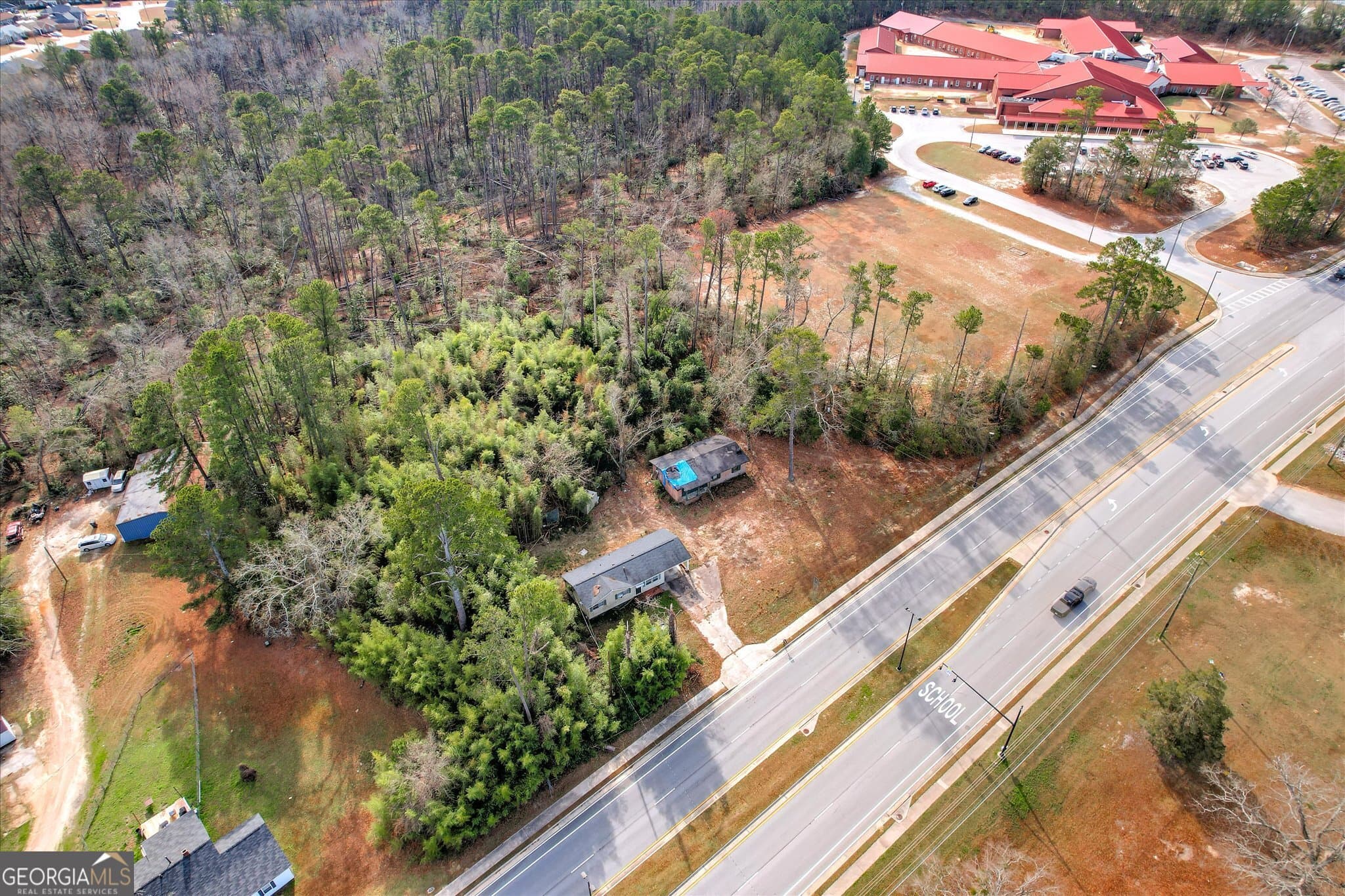3 bedroom, 1 bathroom, 880 sq ft single family residence for sale at 3812 Wrightsboro Road, Augusta, GA 30909 — photo 4