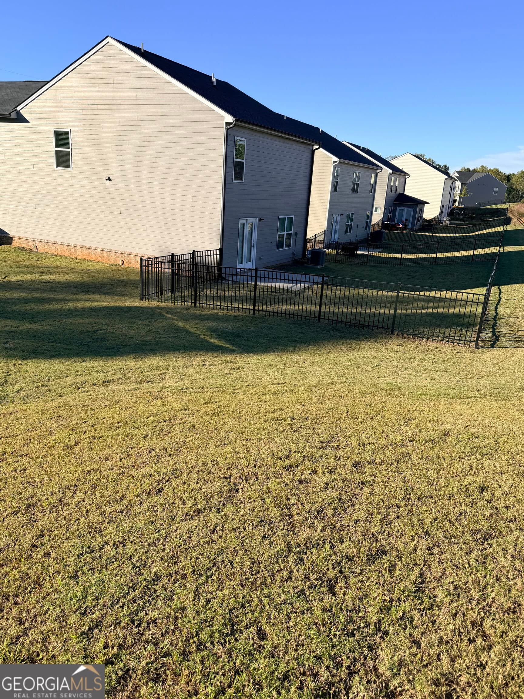 4 bedroom, 2.5 bathroom, 1,929 sq ft single family residence for rent at 72 Tidewater Drive 72, Statham, GA 30666 for $2,299 a month — photo 4