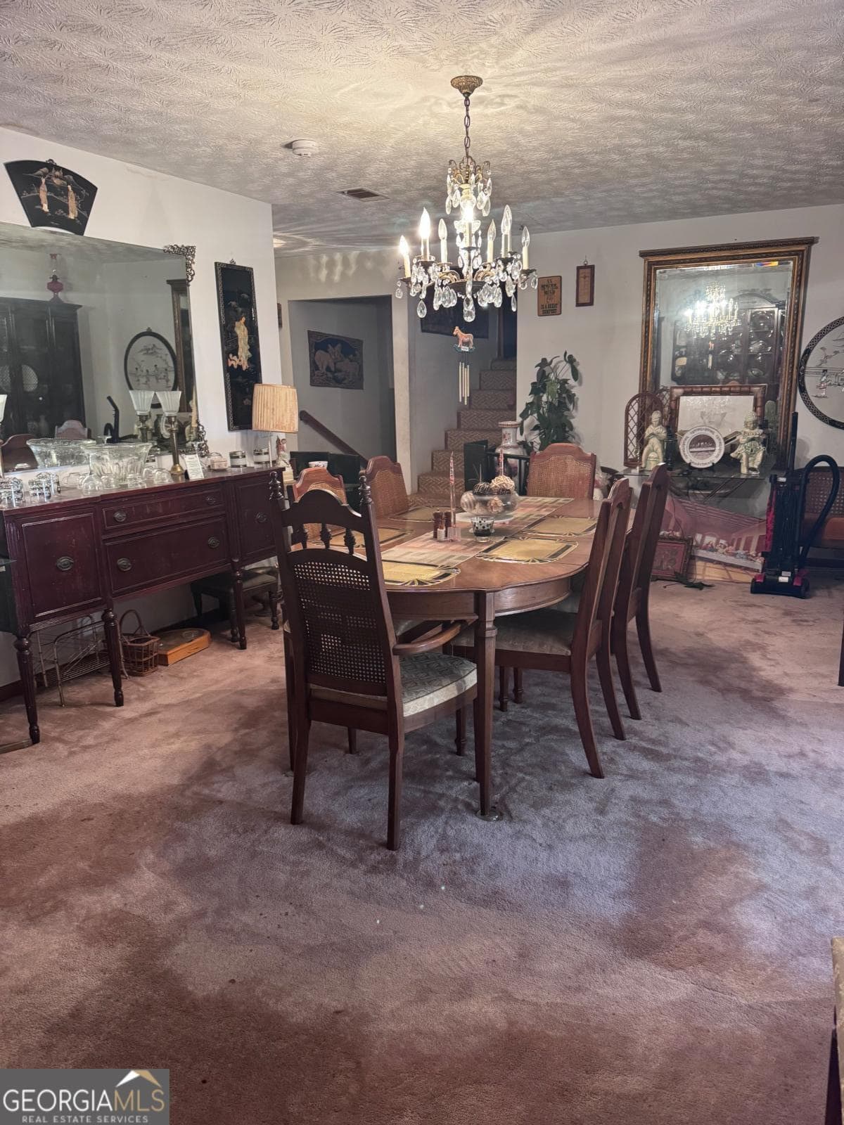 3 bedroom, 3 bathroom, 2,838 sq ft single family residence under contract at 611 S Bead Street, Alma, GA 31510 — photo 8