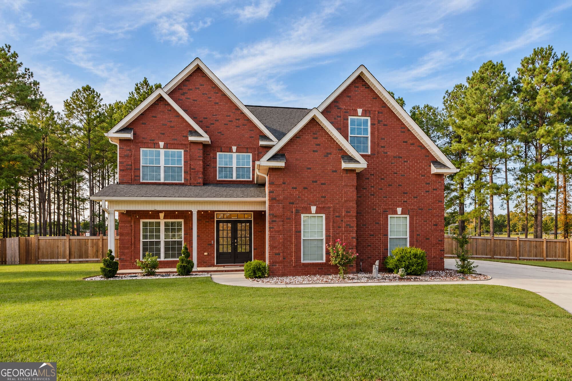 4 bedroom, 3.5 bathroom, 2,845 sq ft single family residence for sale at 606 Foxborough Lane, Bonaire, GA 31005