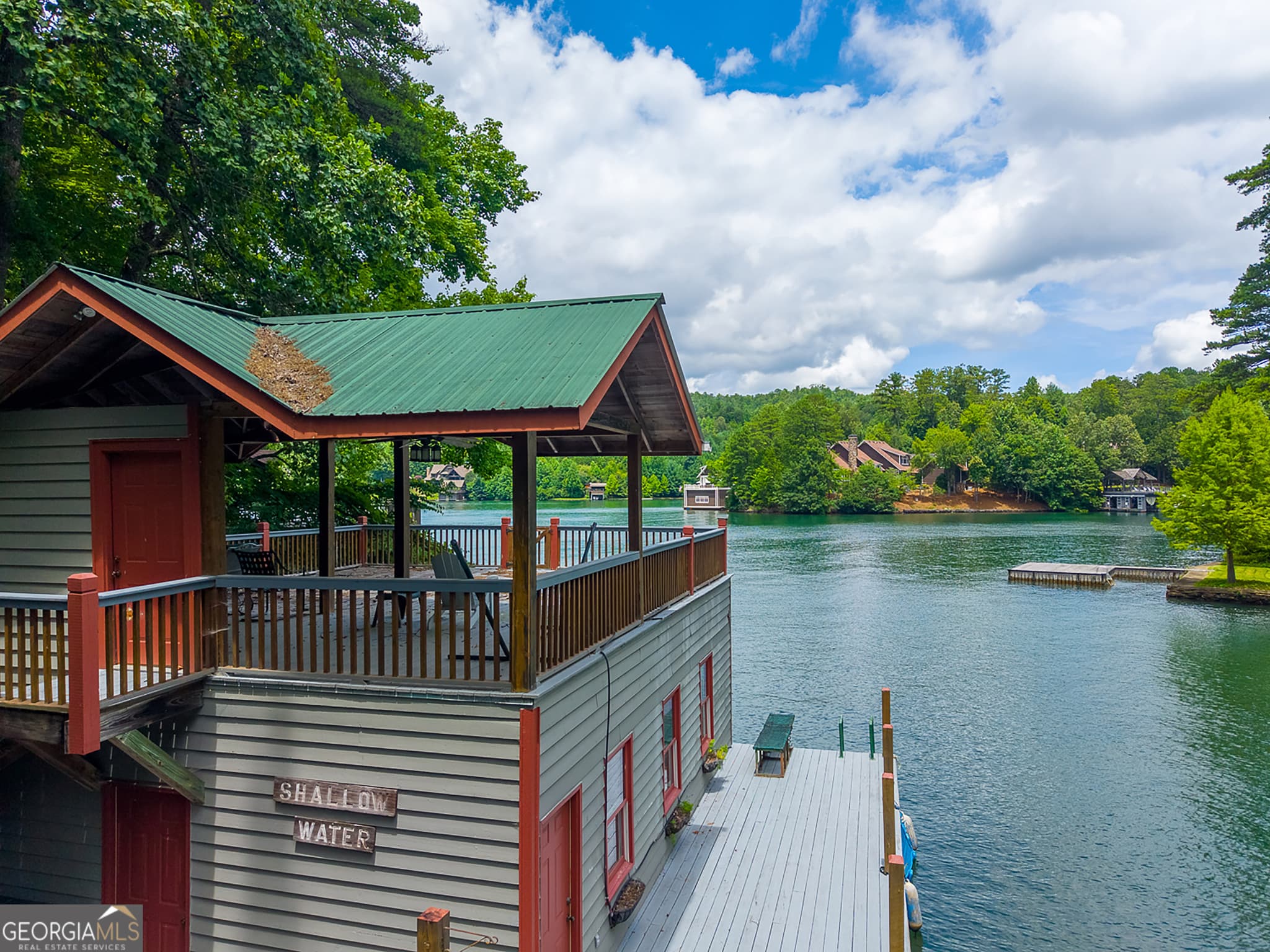 4 bedroom, 3 bathroom, 1,368 sq ft cabin,single family residence under contract at 817 E Wildcat Road, Clarkesville, GA 30523 — photo 9
