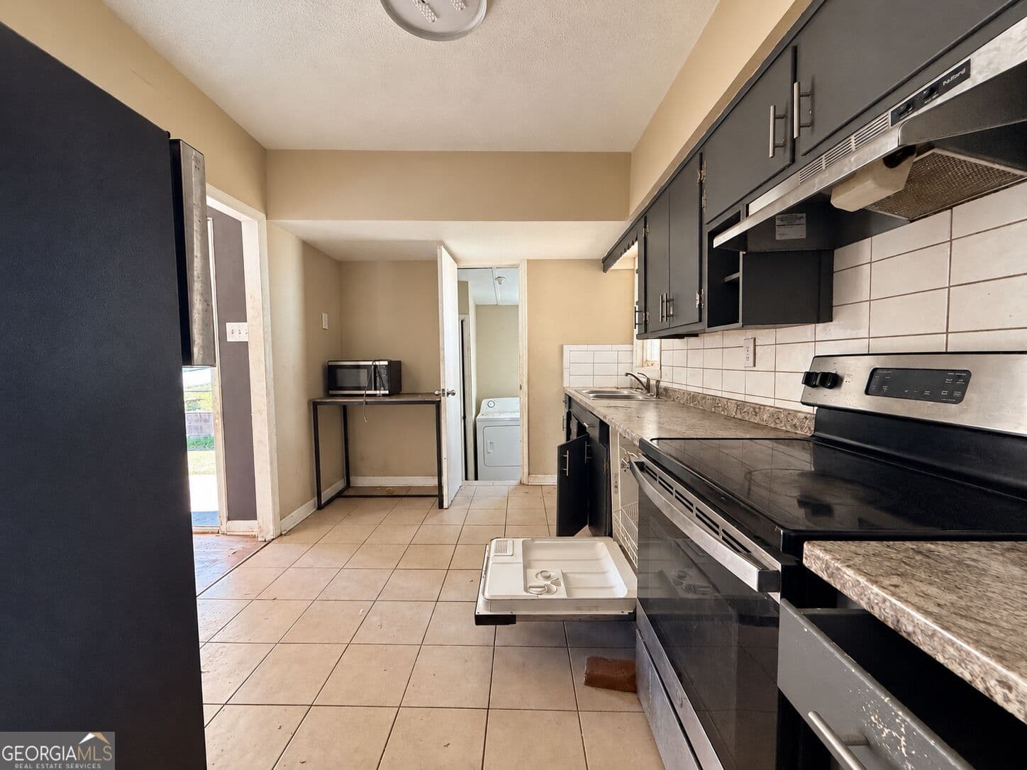 4 bedroom, 2 bathroom, 1,331 sq ft single family residence for sale at 2817 Hood Street, Columbus, GA 31906 — photo 9