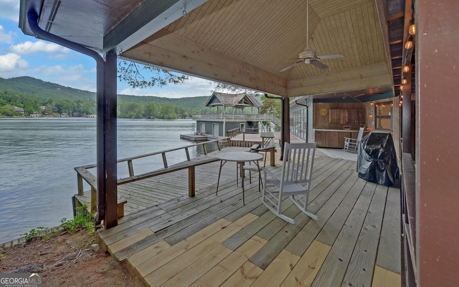 4 bedroom, 3 bathroom, 1,870 sq ft single family residence for sale at 2632 Shady Lane, Lakemont, GA 30552 — photo 3