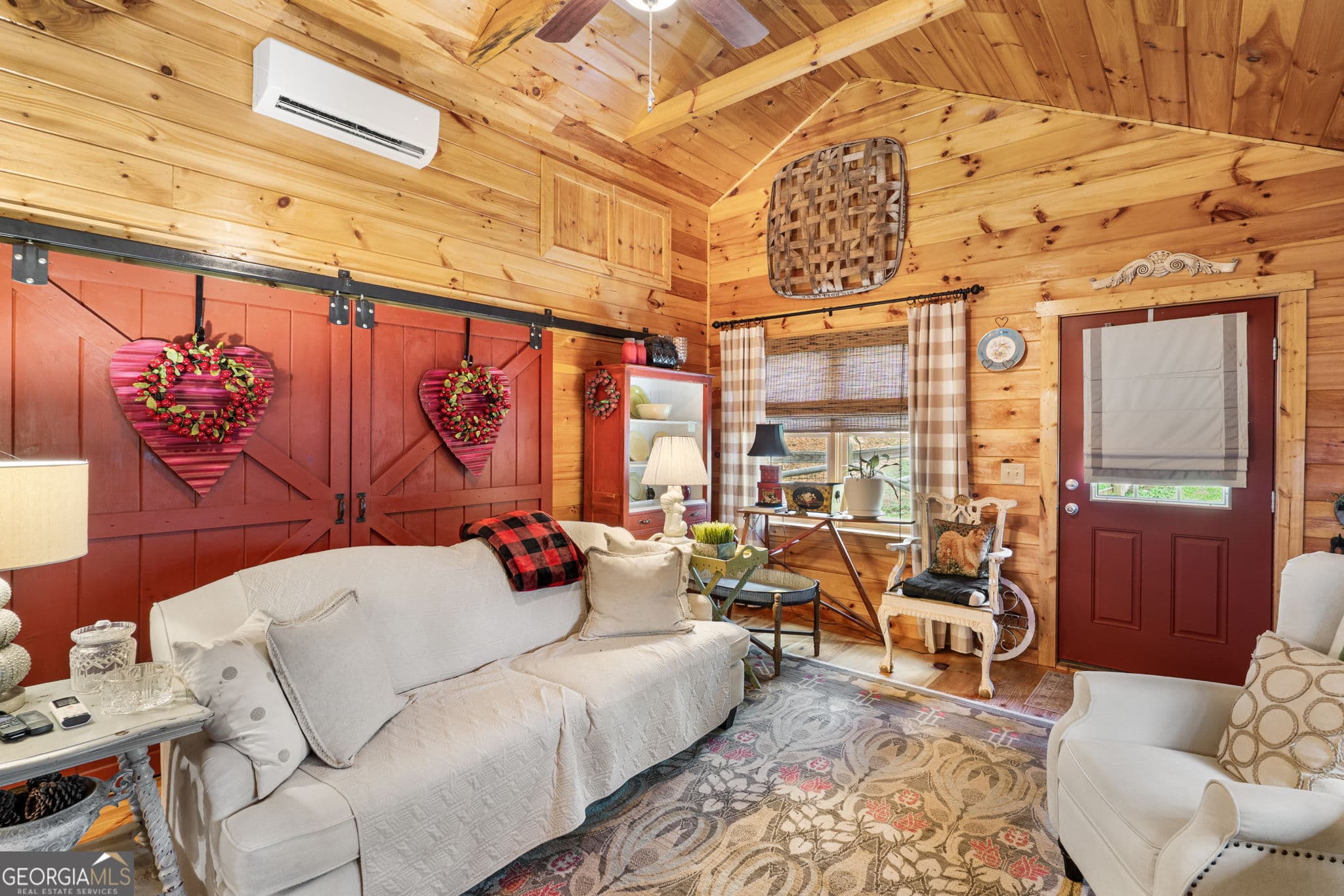 1 bedroom, 1 bathroom cabin,single family residence for sale at 75 Woodridge Trail, Murphy, NC 28906 — photo 5