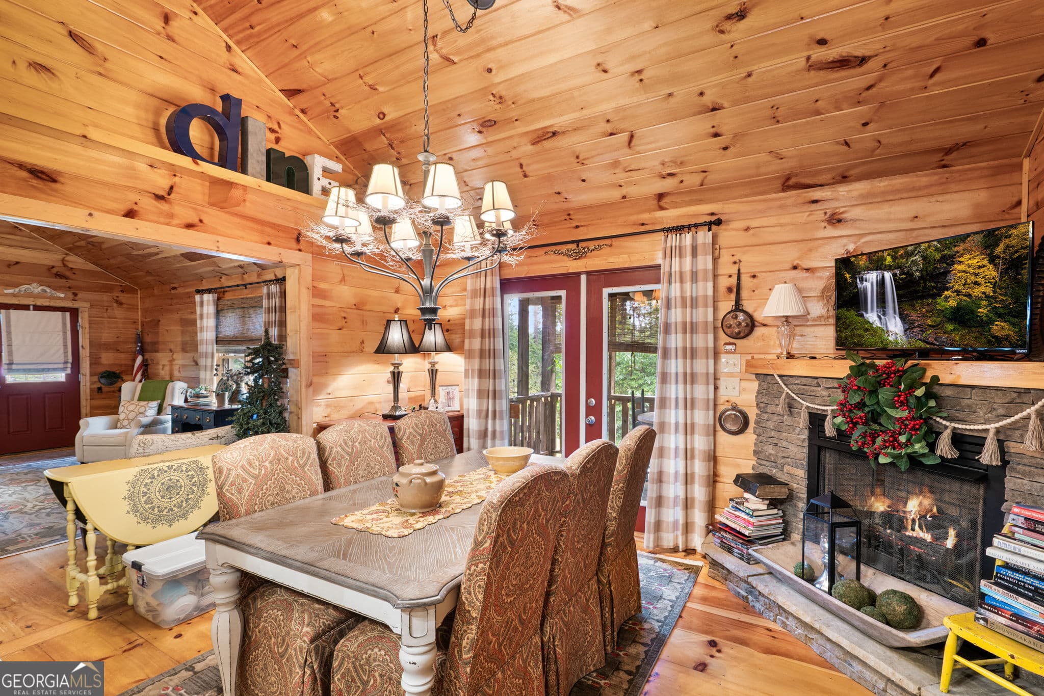 1 bedroom, 1 bathroom cabin,single family residence for sale at 75 Woodridge Trail, Murphy, NC 28906 — photo 9