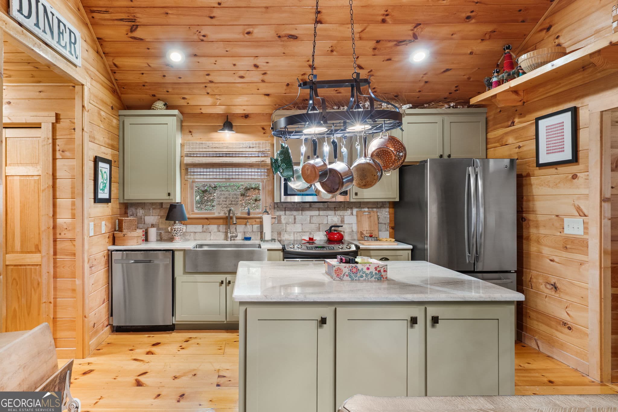 1 bedroom, 1 bathroom cabin,single family residence for sale at 75 Woodridge Trail, Murphy, NC 28906 — photo 8