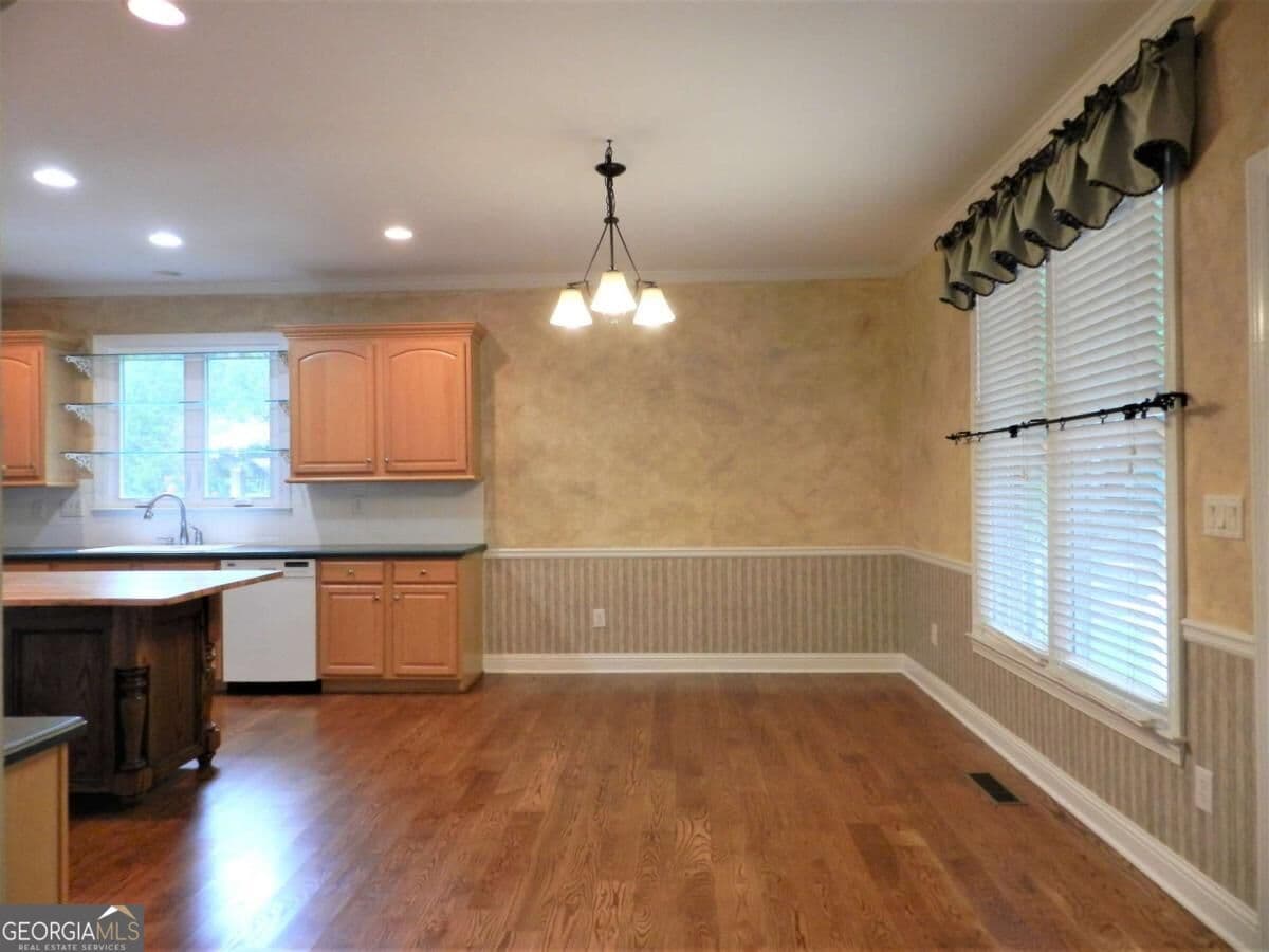 4 bedroom, 3 bathroom single family residence for rent at 2565 Harman Park Court, Duluth, GA 30097 for $3,400 a month — photo 6