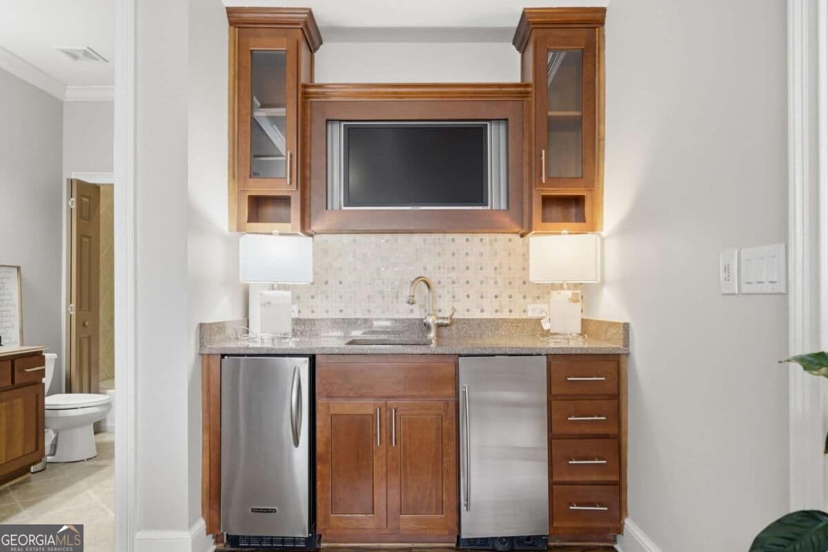 3 bedroom, 4.5 bathroom, 4,312 sq ft townhouse for sale at 4397 Bridgehaven Drive 7, Smyrna, GA 30080 — photo 5