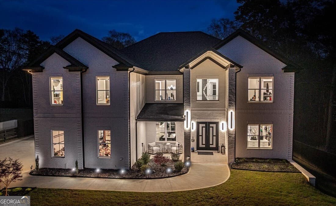 5 bedroom, 4.5 bathroom, 5,961 sq ft single family residence for sale at 1017 Fleeman Road, Hoschton, GA 30548 — photo 2
