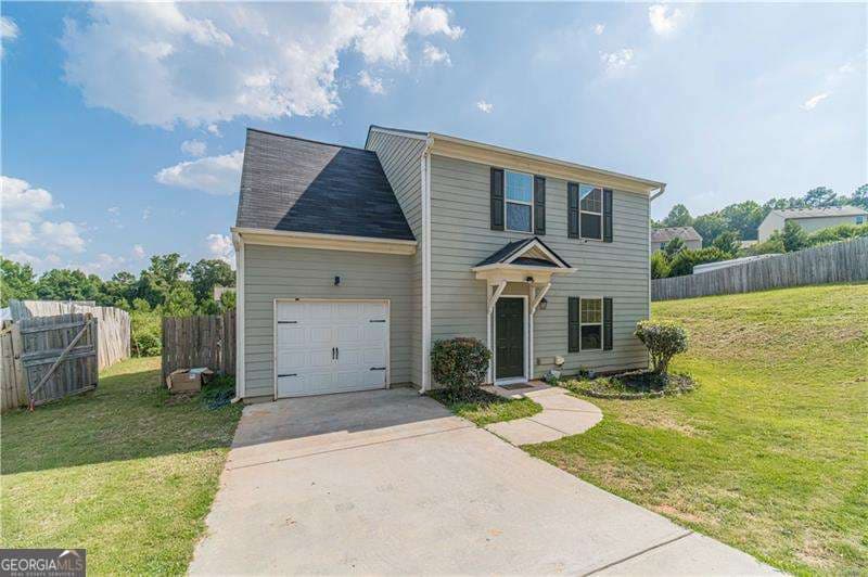 4 bedroom, 2.5 bathroom, 1,596 sq ft single family residence for sale at 707 Nonsuch Court, Winder, GA 30680 — photo 3