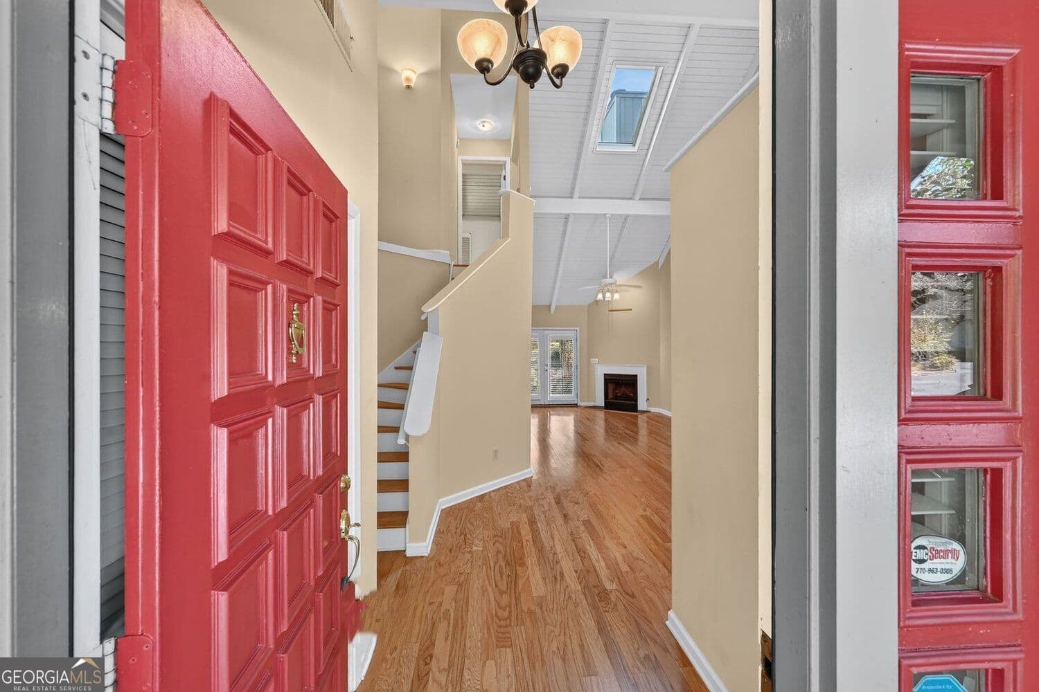 2 bedroom, 2 bathroom, 1,072 sq ft townhouse for sale at 1411 N Druid Hills Road, Brookhaven, GA 30319 — photo 2