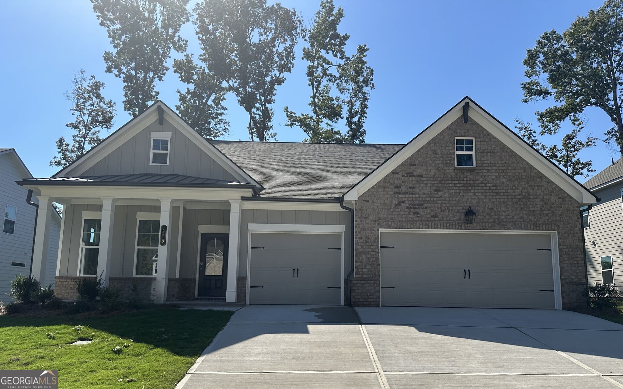 4 bedroom, 3.5 bathroom, 3,121 sq ft single family residence for sale at 279 Rosewood Park Drive, Hoschton, GA 30548 — photo 1 of 55