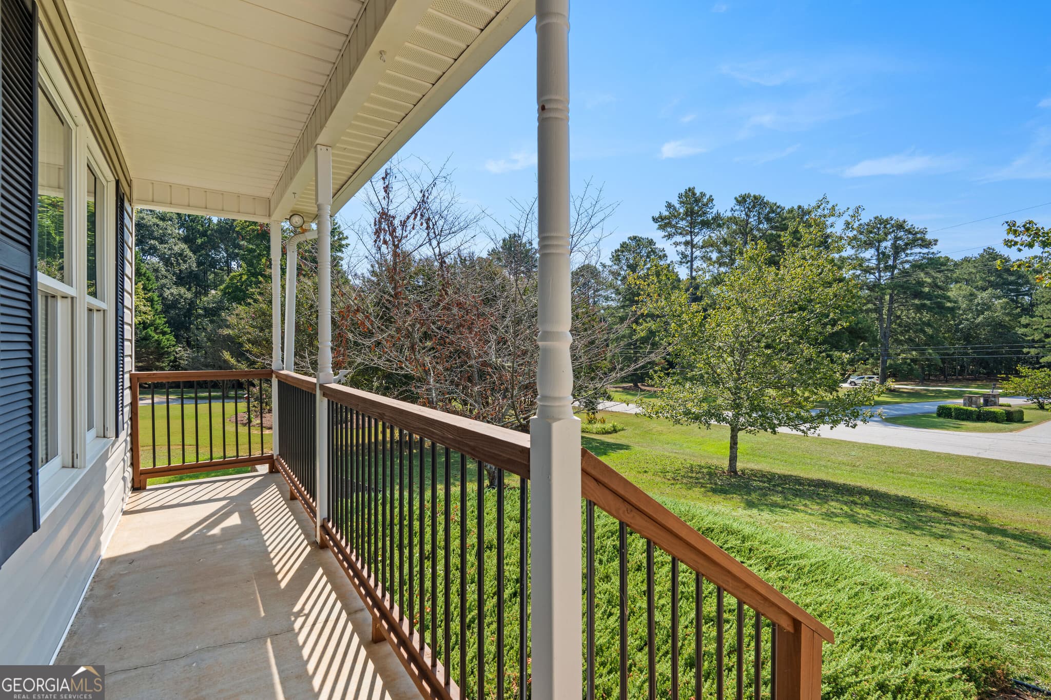 3 bedroom, 2.5 bathroom, 1,930 sq ft single family residence for sale at 178 Major Road, Sharpsburg, GA 30277 — photo 6