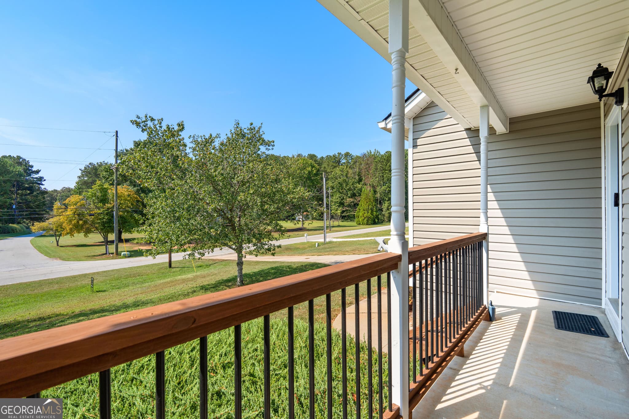 3 bedroom, 2.5 bathroom, 1,930 sq ft single family residence for sale at 178 Major Road, Sharpsburg, GA 30277 — photo 7