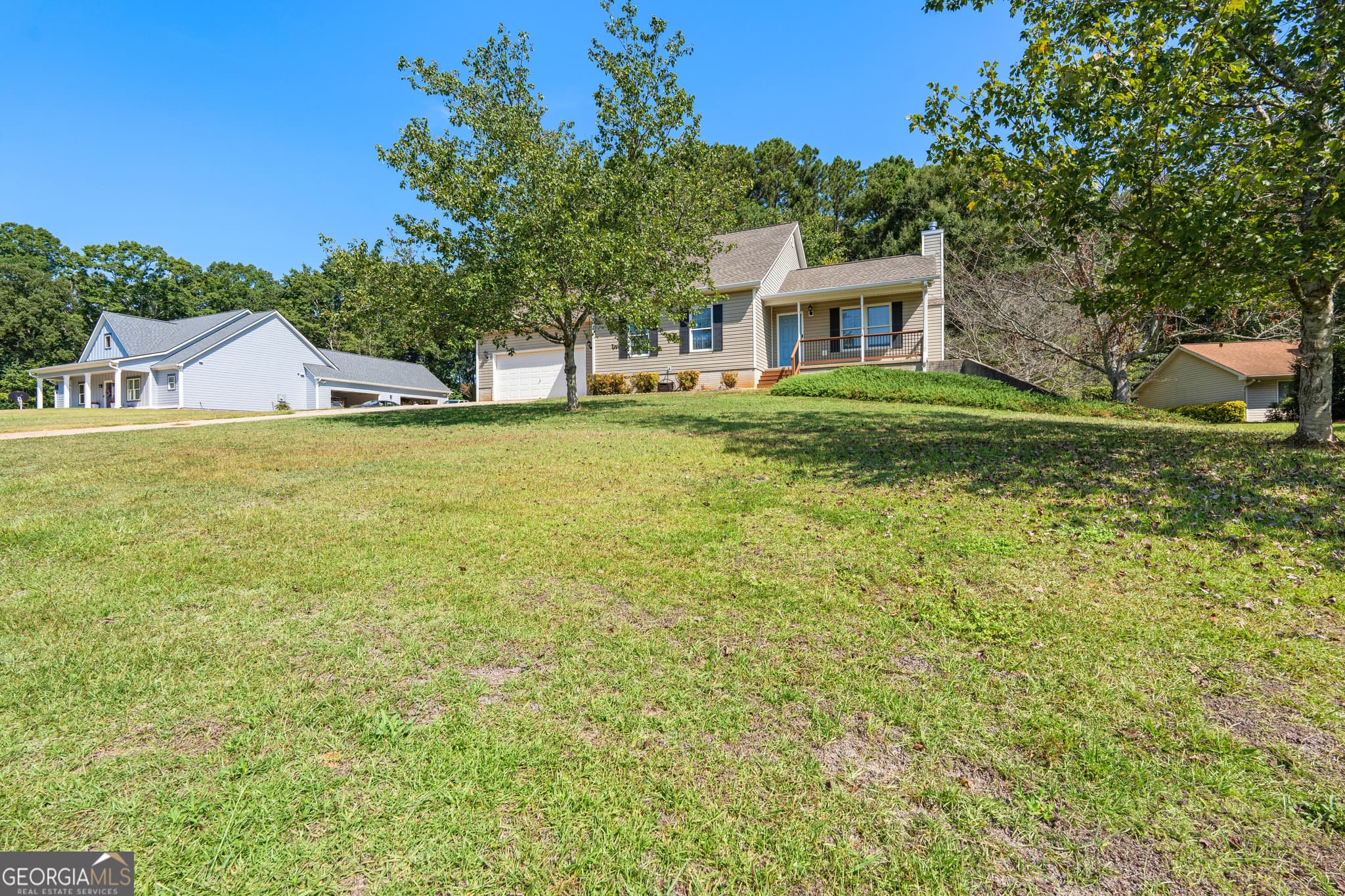 3 bedroom, 2.5 bathroom, 1,930 sq ft single family residence for sale at 178 Major Road, Sharpsburg, GA 30277 — photo 3