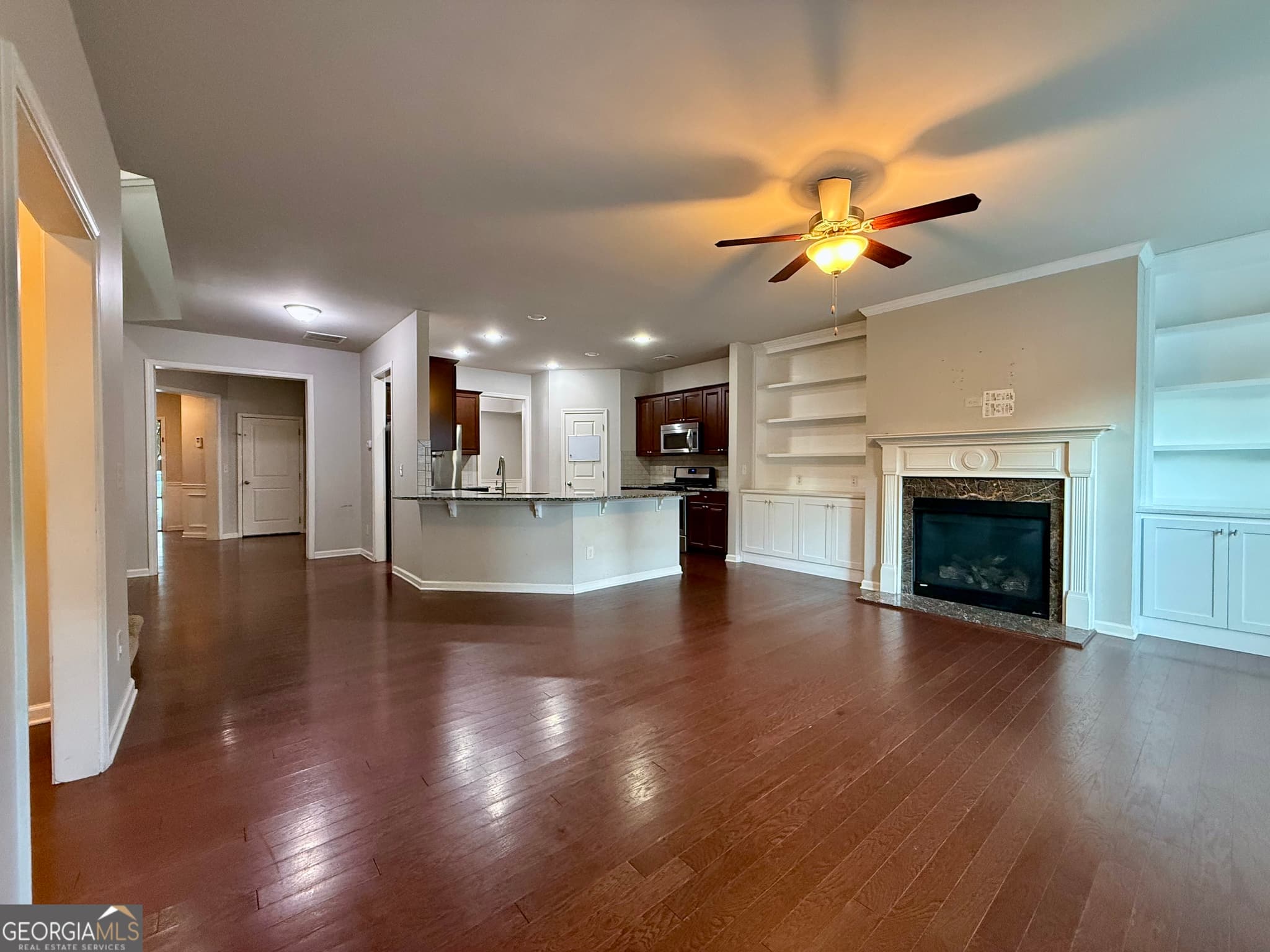 3 bedroom, 2.5 bathroom, 2,375 sq ft single family residence for sale at 5115 Breezewood Circle, Alpharetta, GA 30004 — photo 10