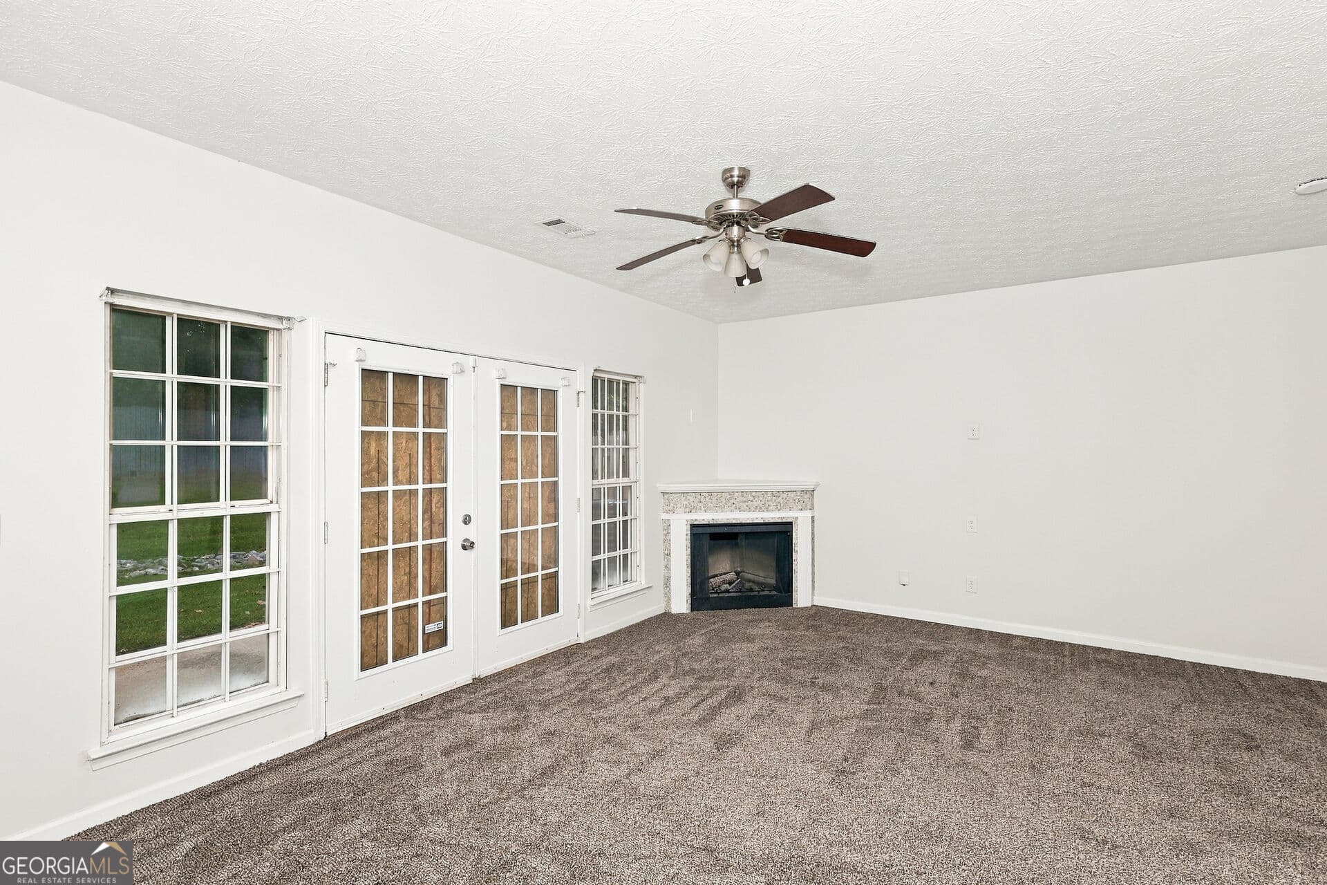 2 bedroom, 2.5 bathroom, 1,485 sq ft condominium for sale at 4370 Stone Gate Way # 97, East Point, GA 30344 — photo 3