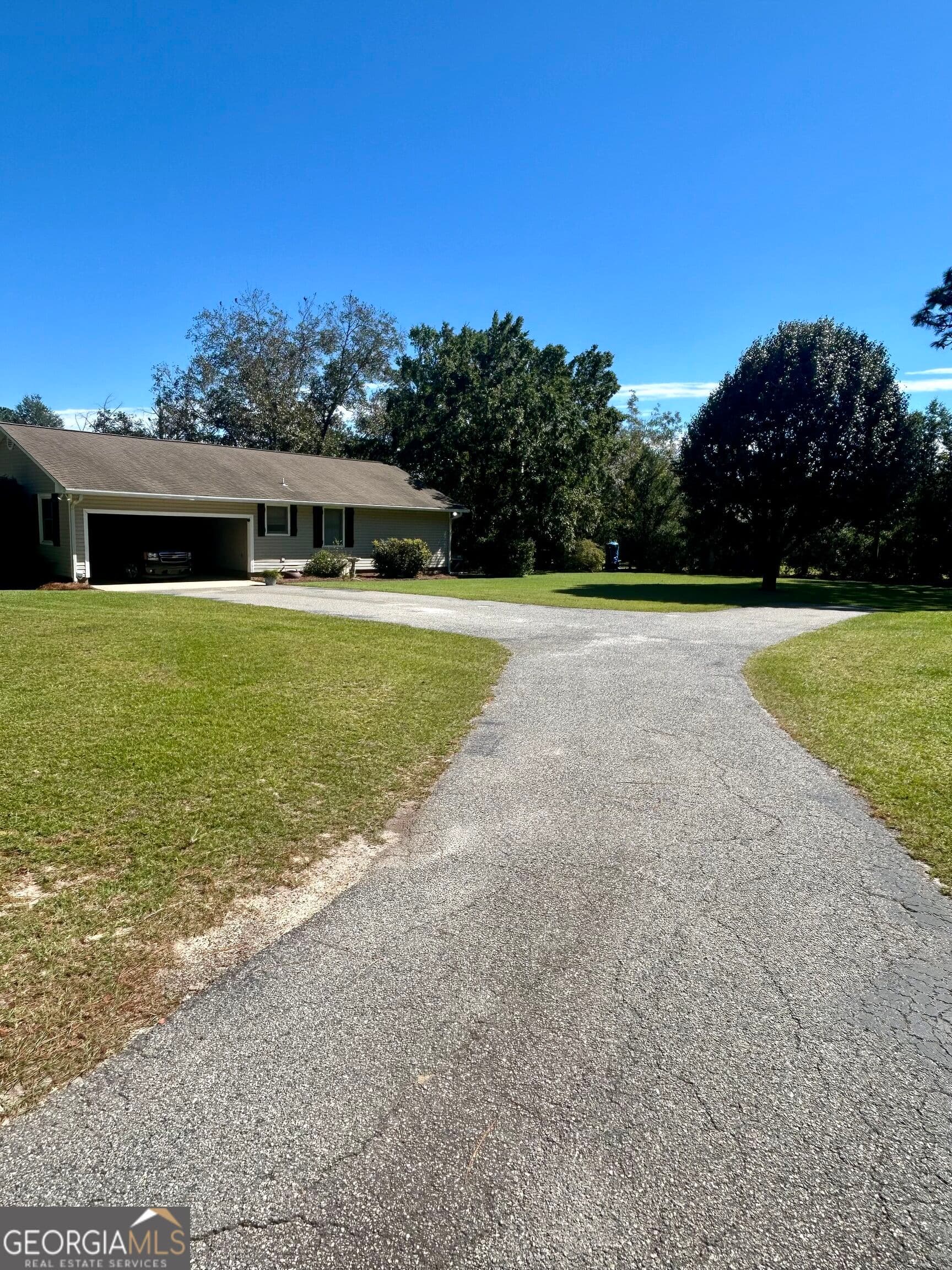 3 bedroom, 2 bathroom single family residence for sale at 809 Upper Ty Ty Road N/A, Ty Ty, GA 31795 — photo 4