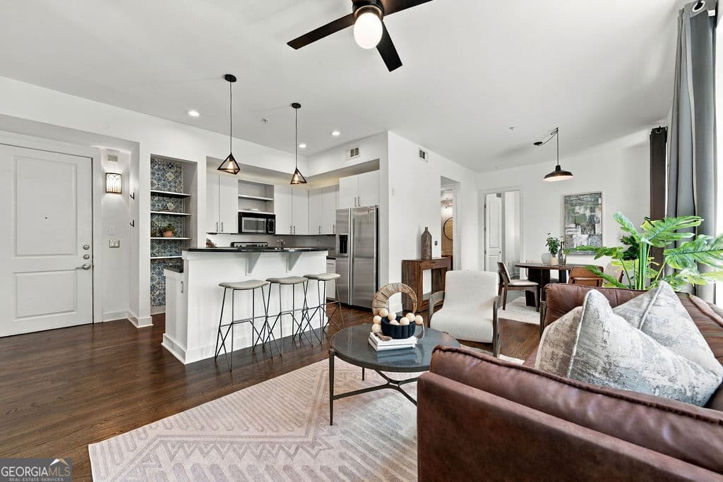2 bedroom, 2 bathroom, 1,242 sq ft loft,condominium for sale at 747 Ralph McGill Boulevard 312, Atlanta, GA 30312 — photo 1 of 35