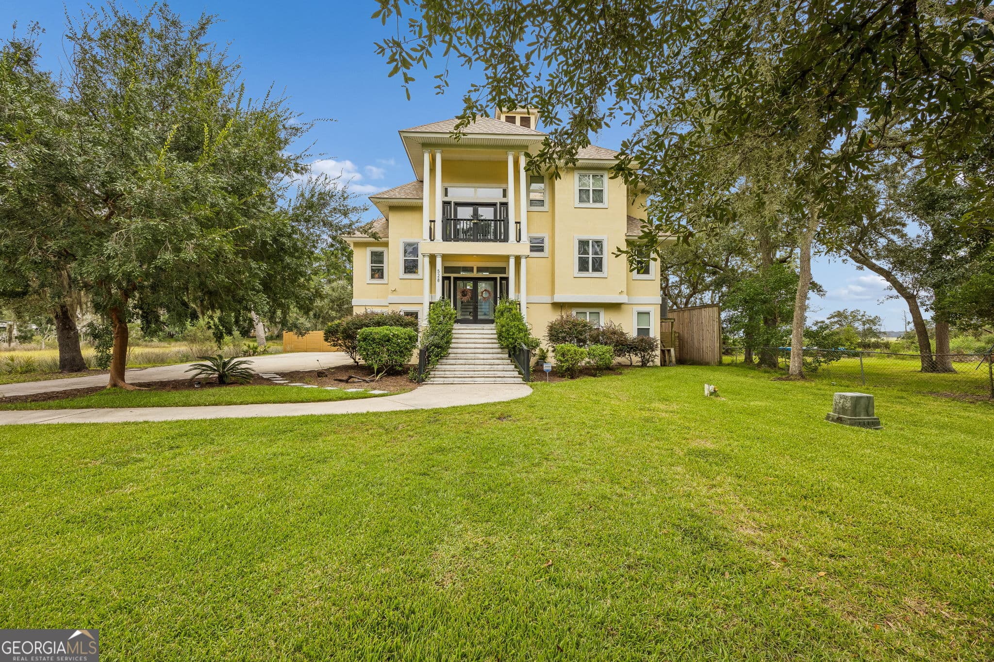 3 bedroom, 3 bathroom, 2,728 sq ft single family residence for sale at 528 Pelican Circle, Woodbine, GA 31569 — photo 2