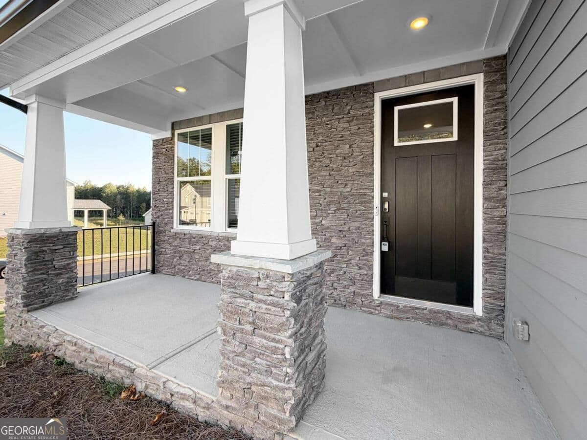 4 bedroom, 3.5 bathroom single family residence for sale at 5916 Cabernet Lane, Braselton, GA 30517 — photo 2