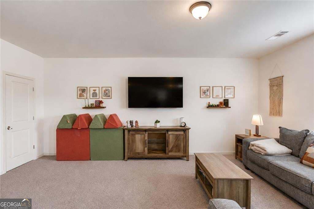 4 bedroom, 2.5 bathroom, 1,987 sq ft single family residence for sale at 331 Merigold Way, Pendergrass, GA 30567 — photo 6
